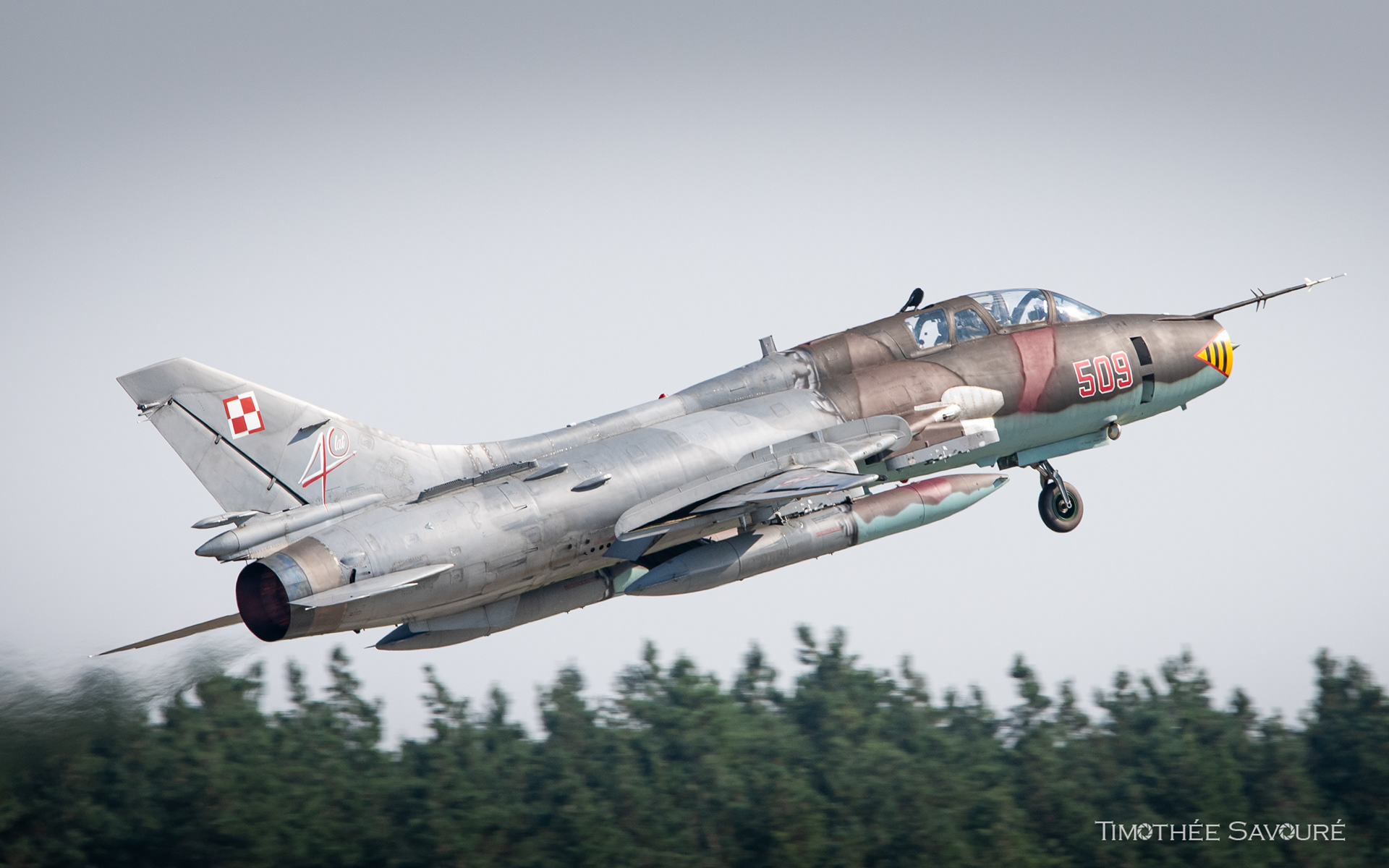 Departure from Mirosławiec for this Su-22UM3K with a hybrid livery