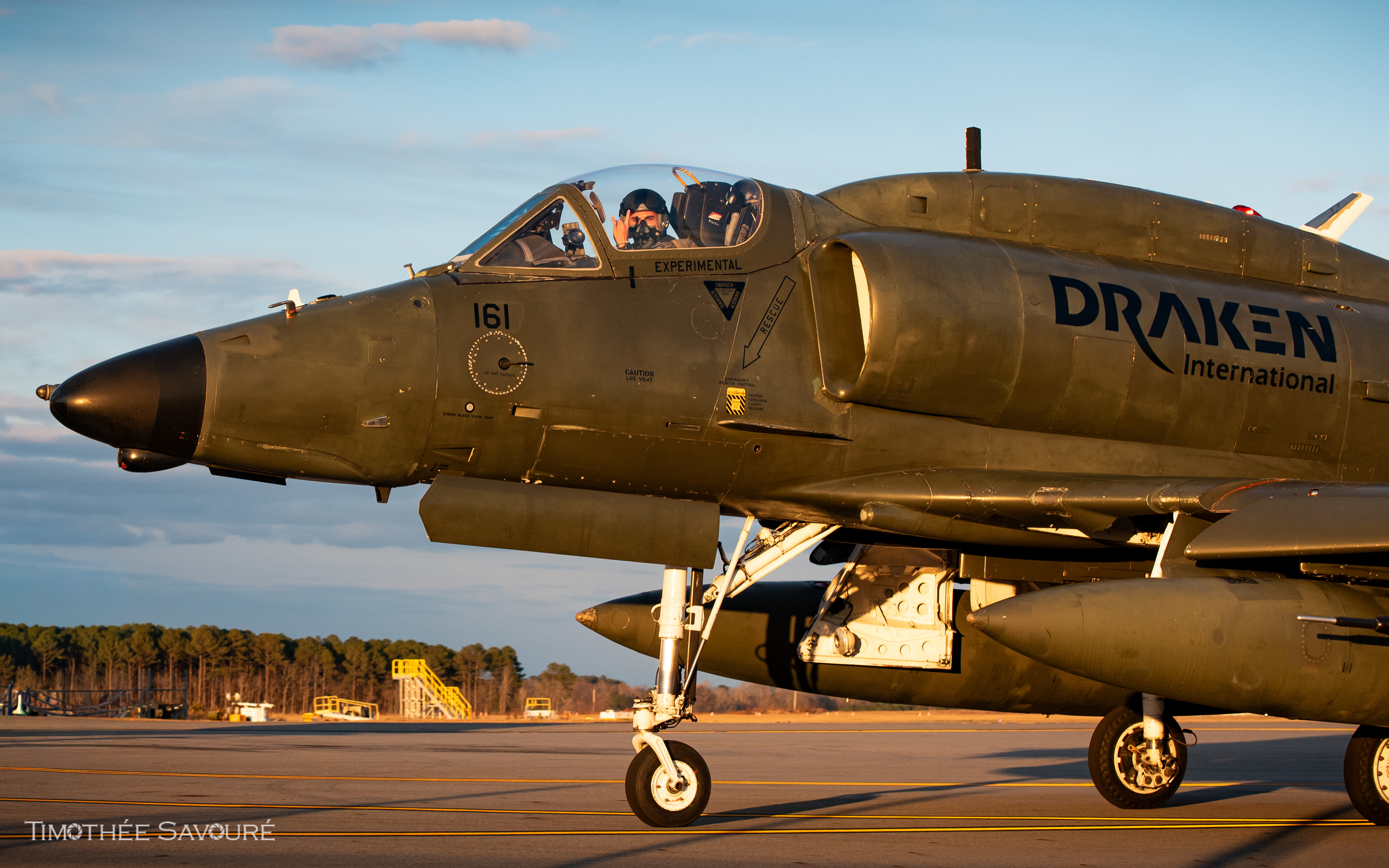 Draken International A-4N Skyhawk | N161EM