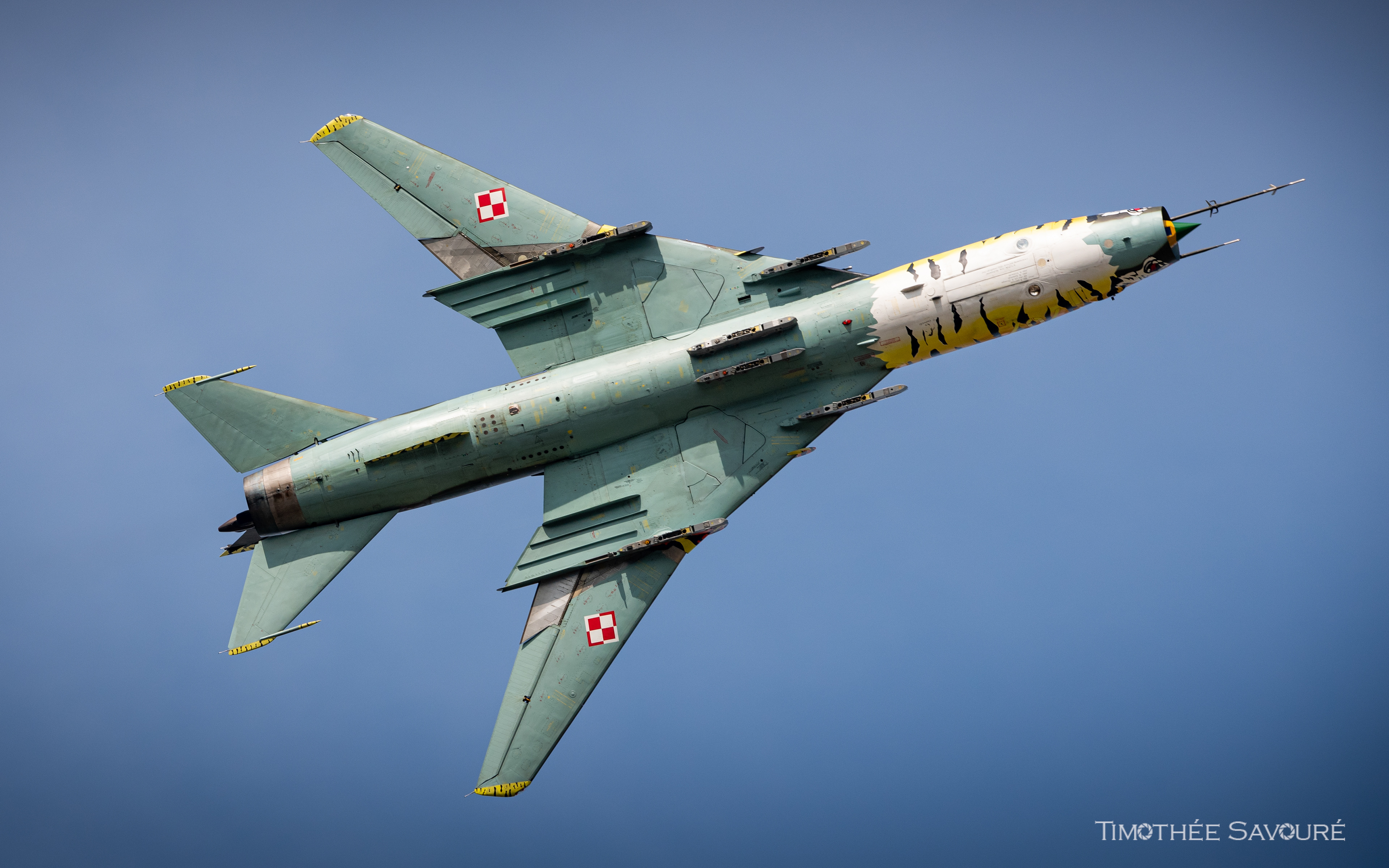 Flypast over Mirosławiec for this Polish Air Force Su-22UM3K coded 707