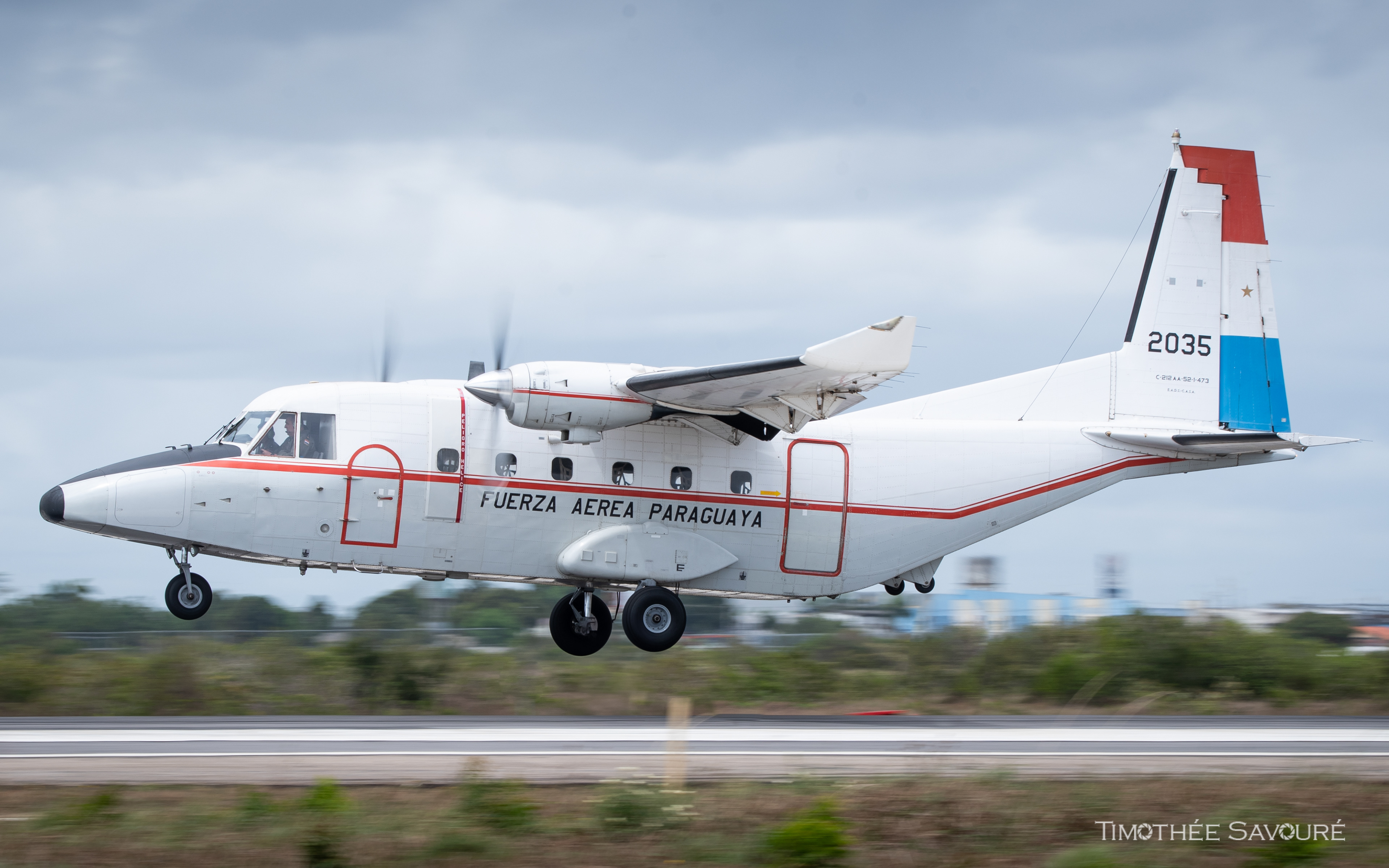 Fuerza Aérea Paraguaya CASA C-212 Aviocar