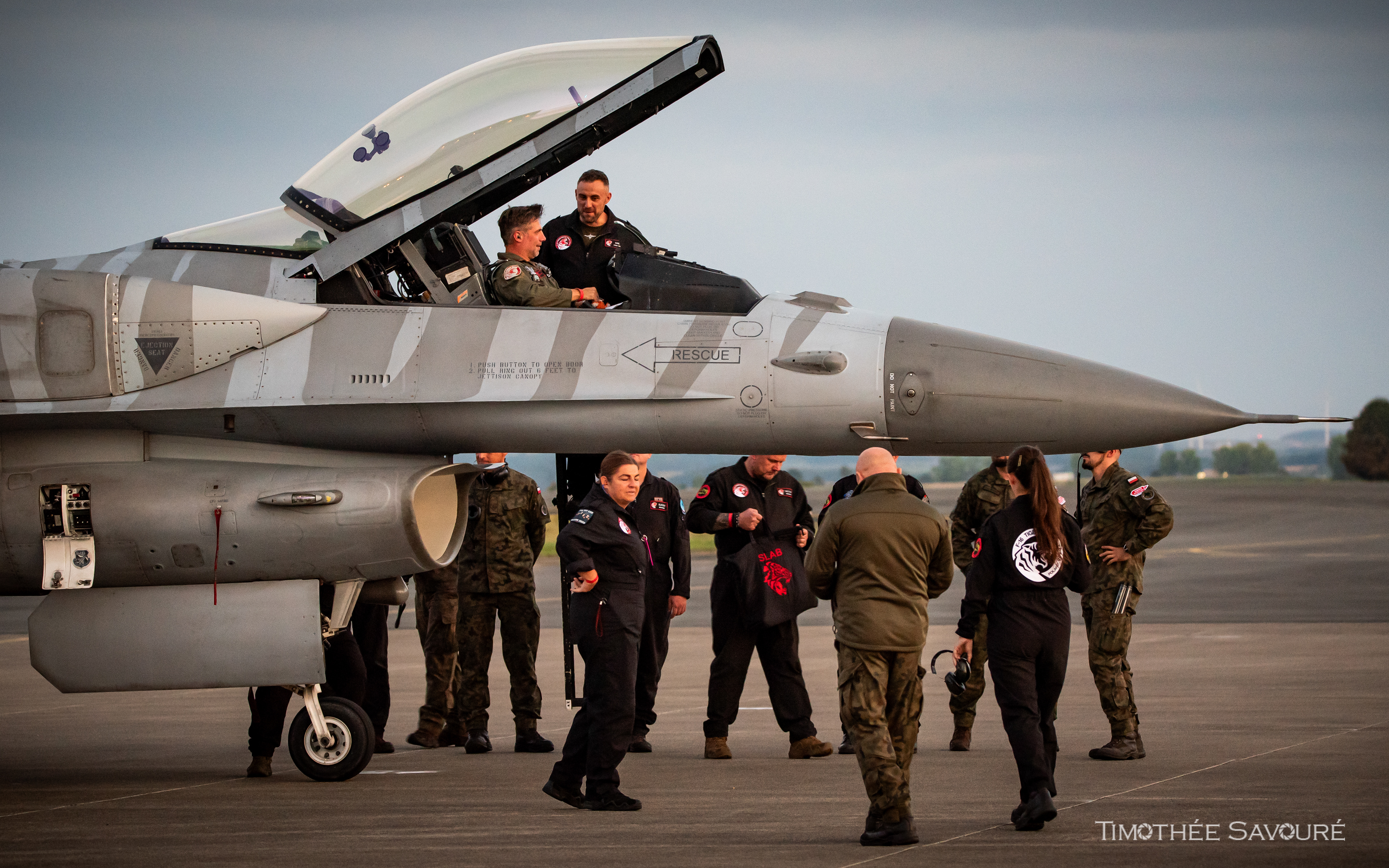 Tribute to Major Slab, seen back from its demo in Albert, with his F-16C Block 52+