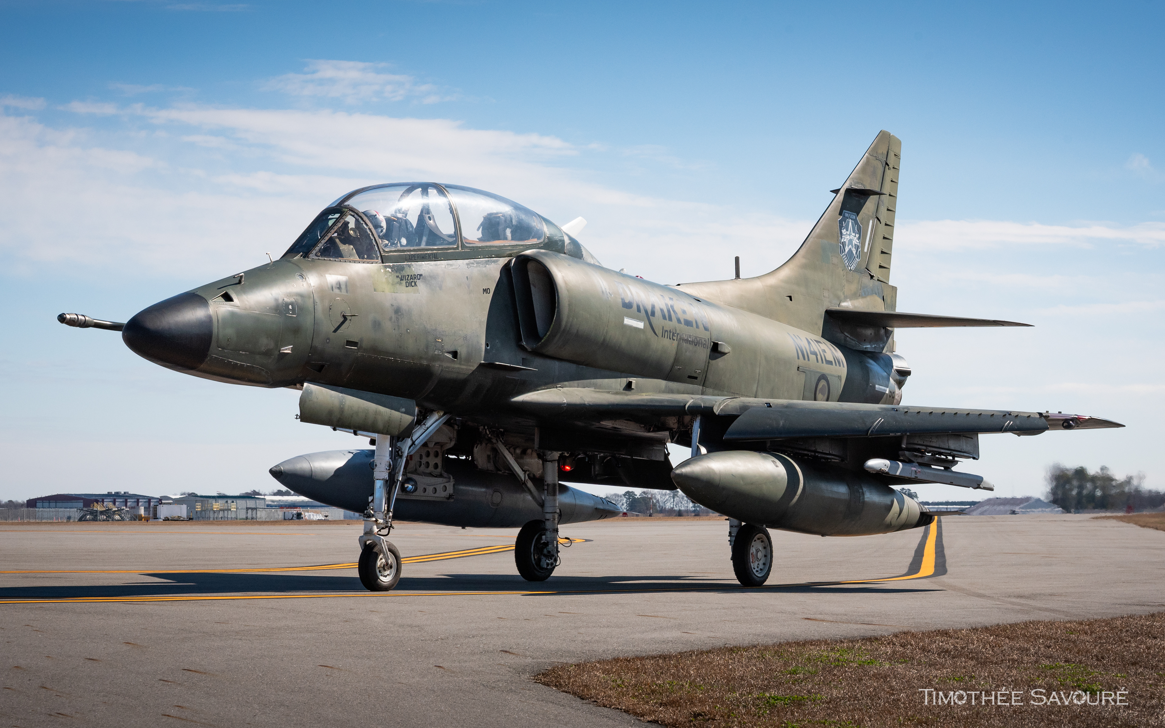 Draken International Douglas TA-4K Skyhawk | N141EM
