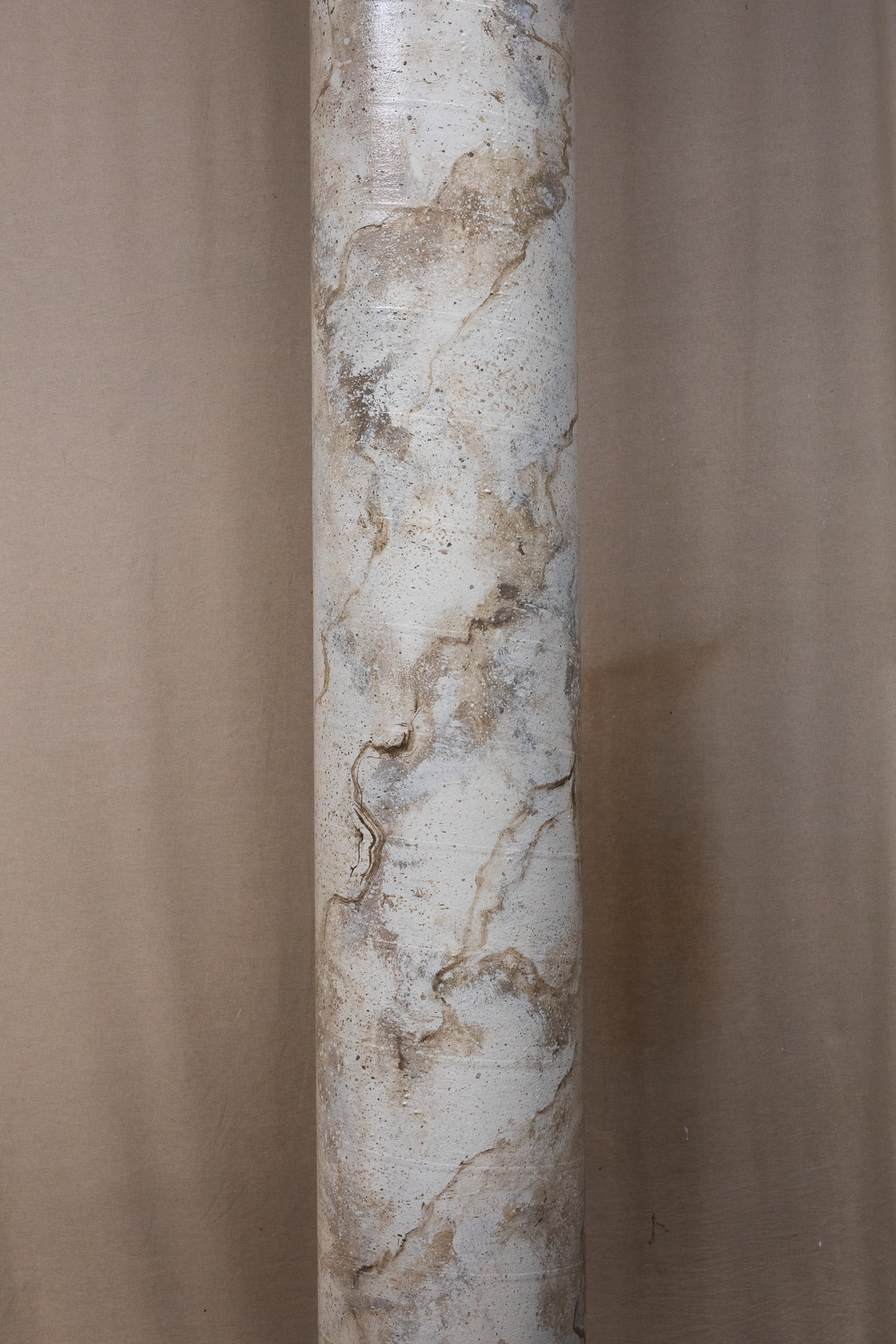 Warbucks column detail