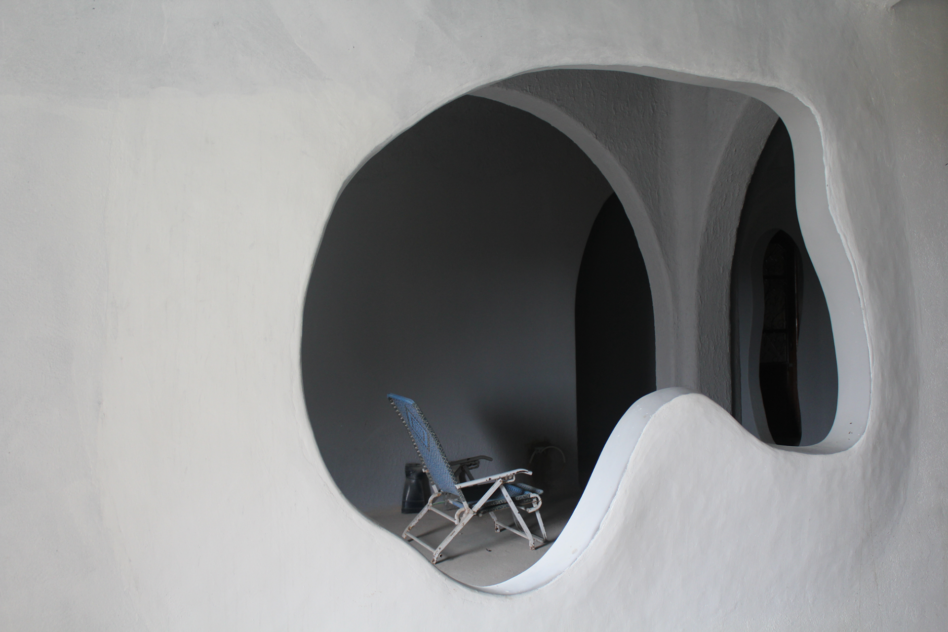 Crazy House, Photograph, 2017