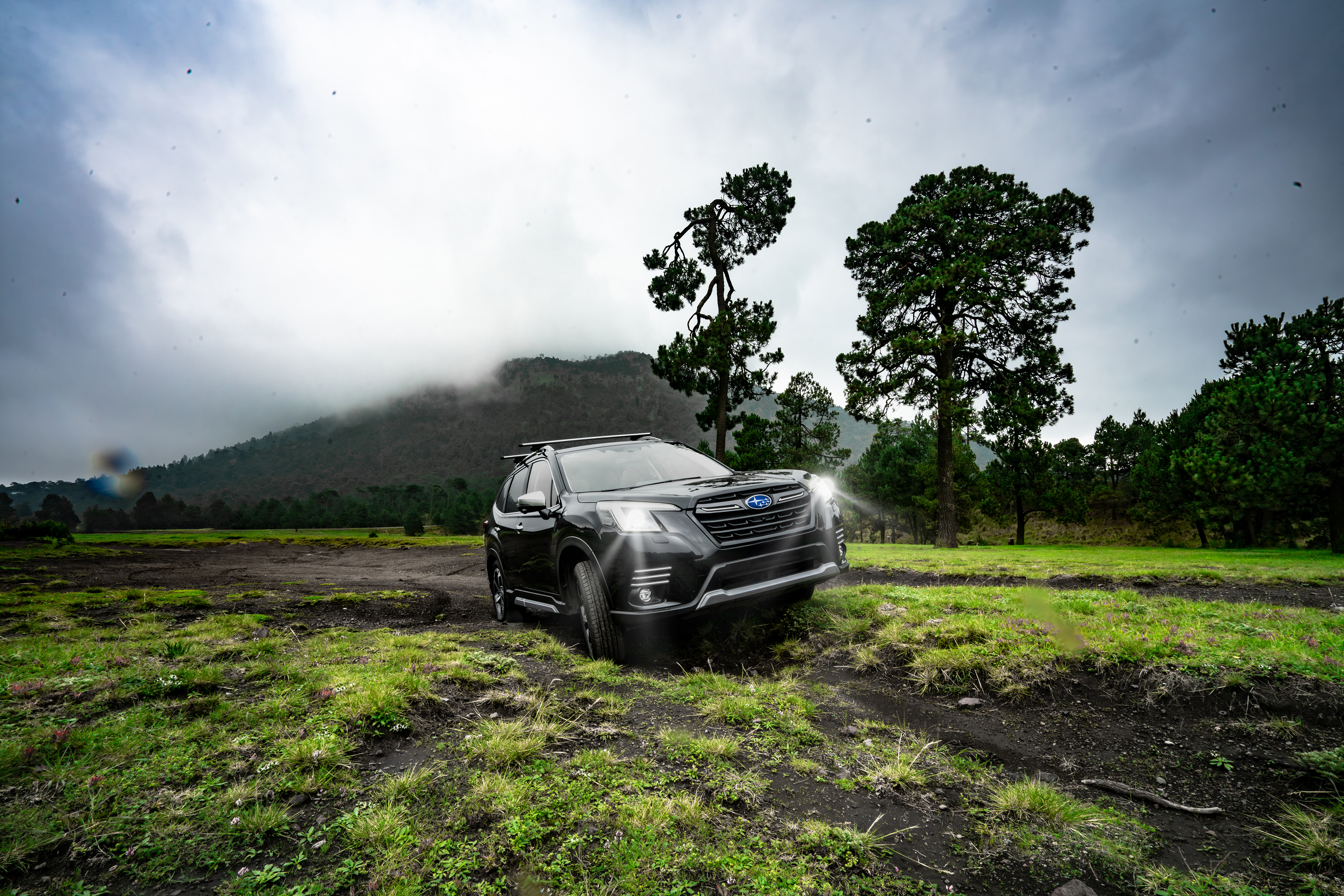 SUBARU FORESTER TOURING CVT