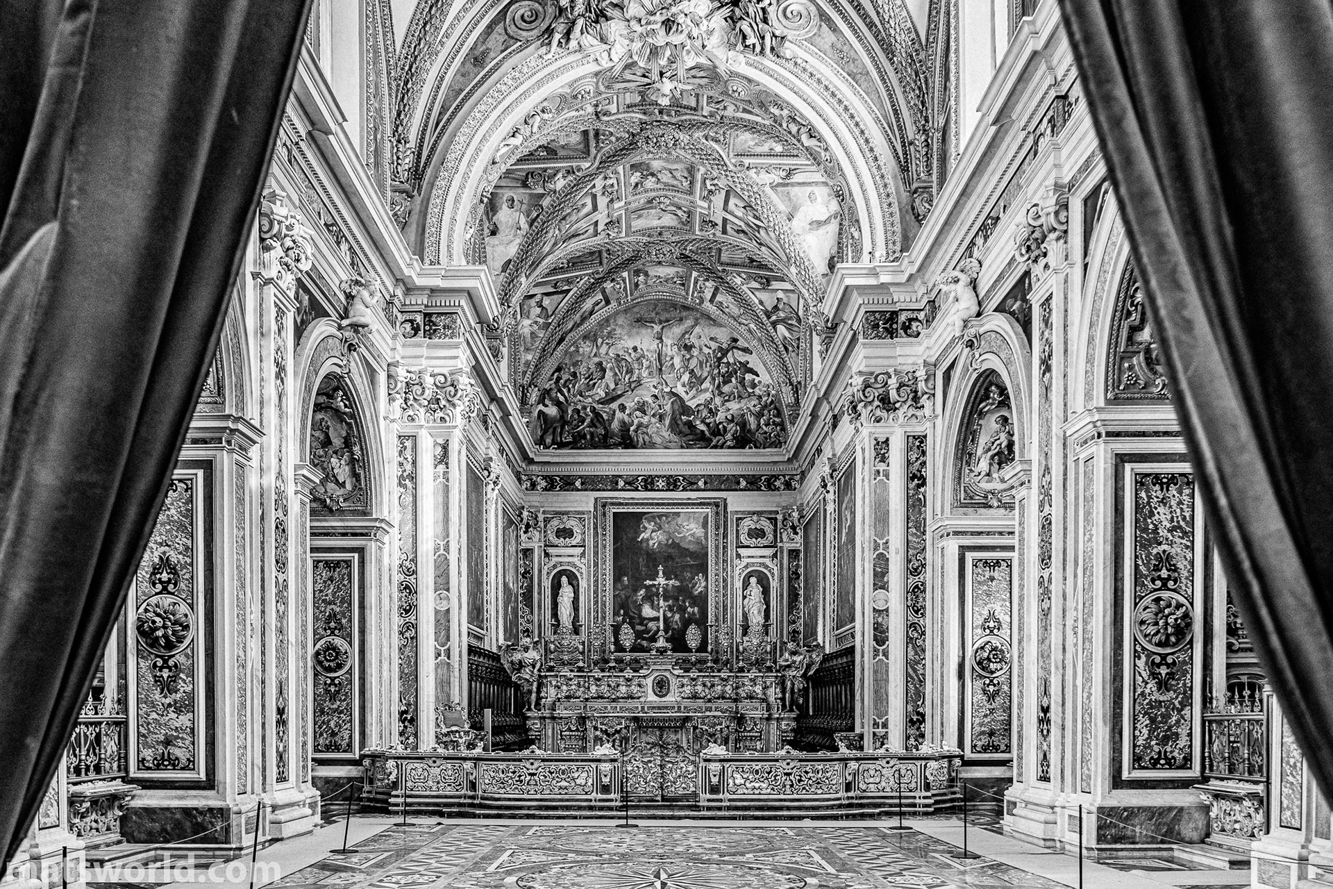 una passegiata per Napoli - le chiese e i monasteri