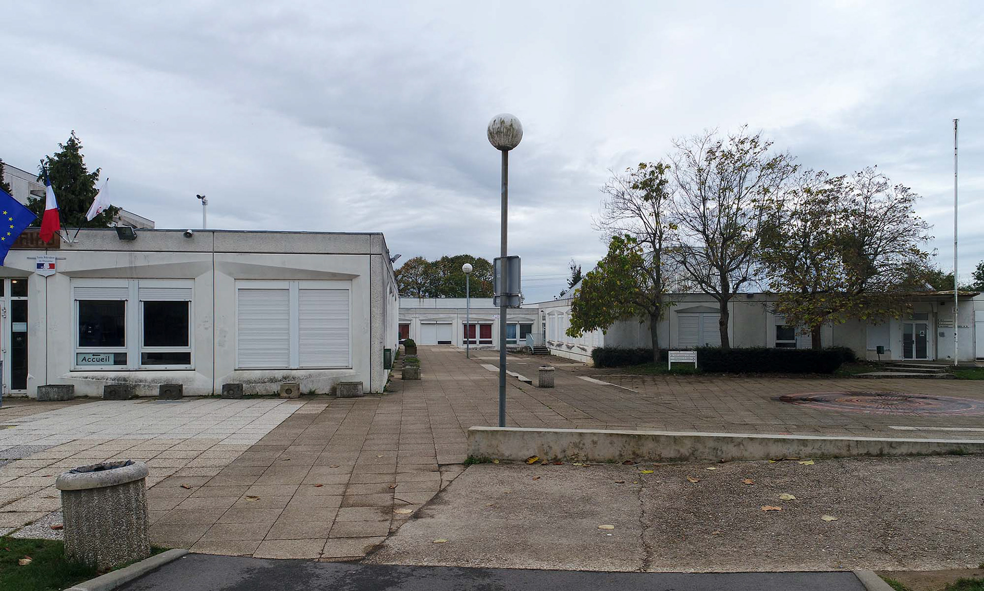 Vue de l'entrée avant travaux