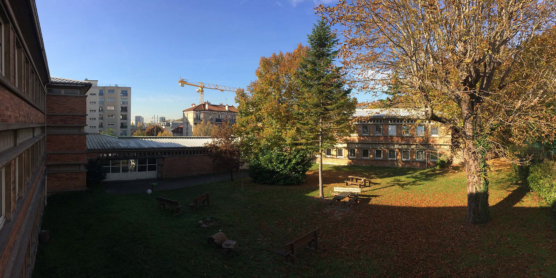 Vue vers le hall avant travaux