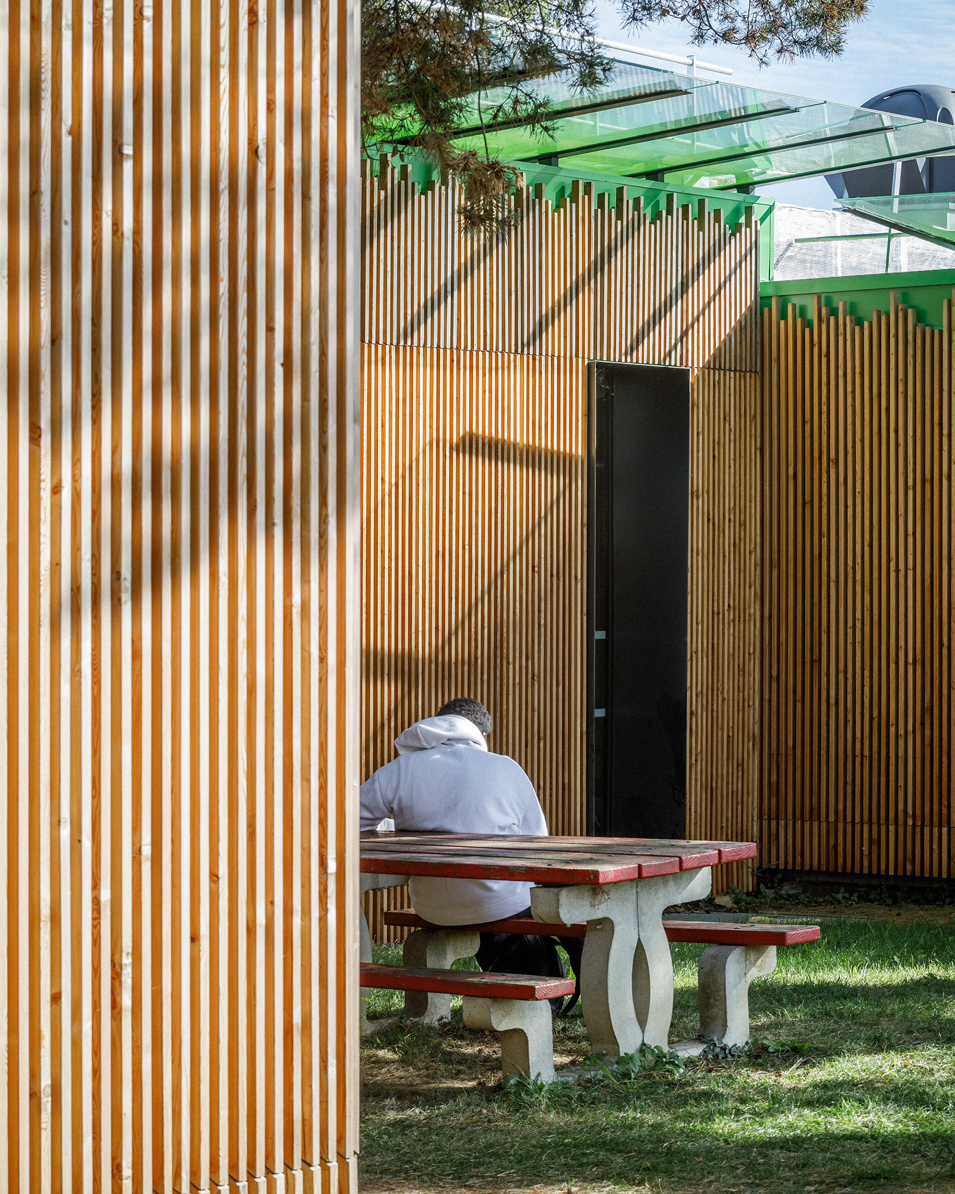 Vue ver le patio du bâtiment E