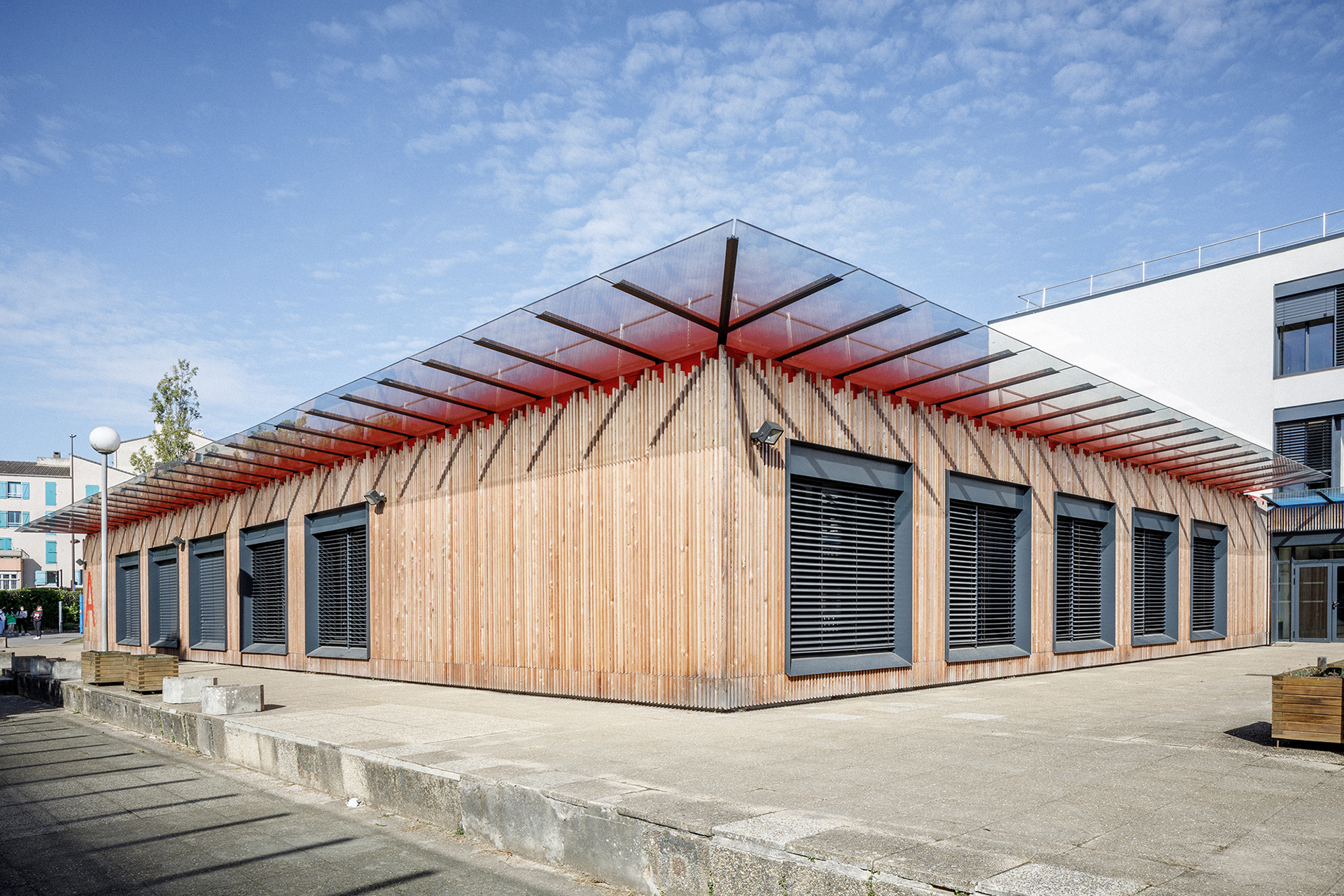 Vue vers le bâtiment A