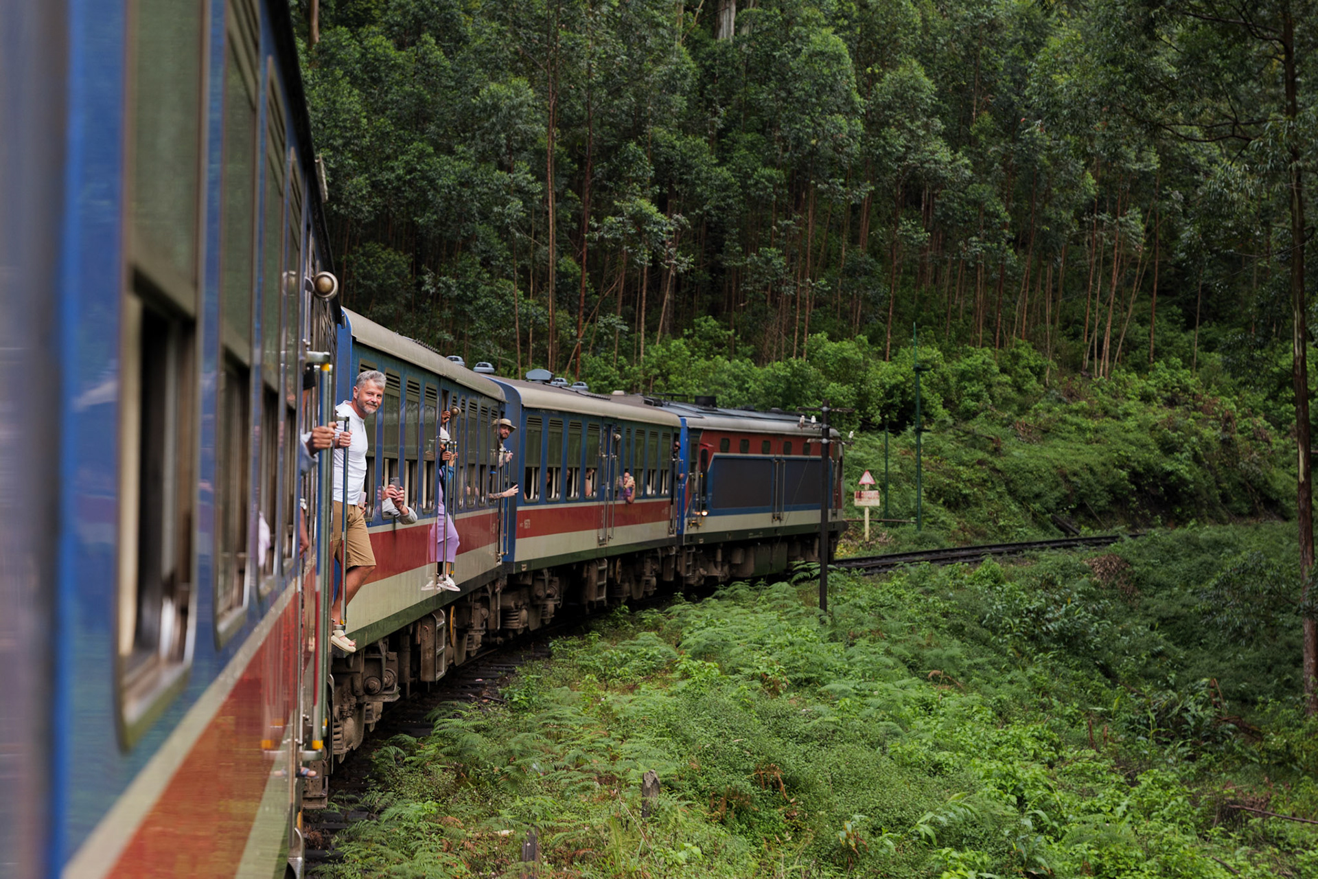 Train to Ella 05