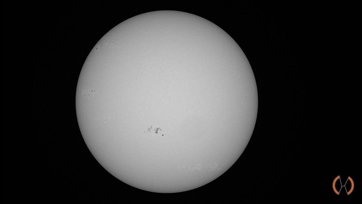 2022 - De Zon met zonnevlekken AR3006, 3007, 3008, 3010, 3011 en 3012