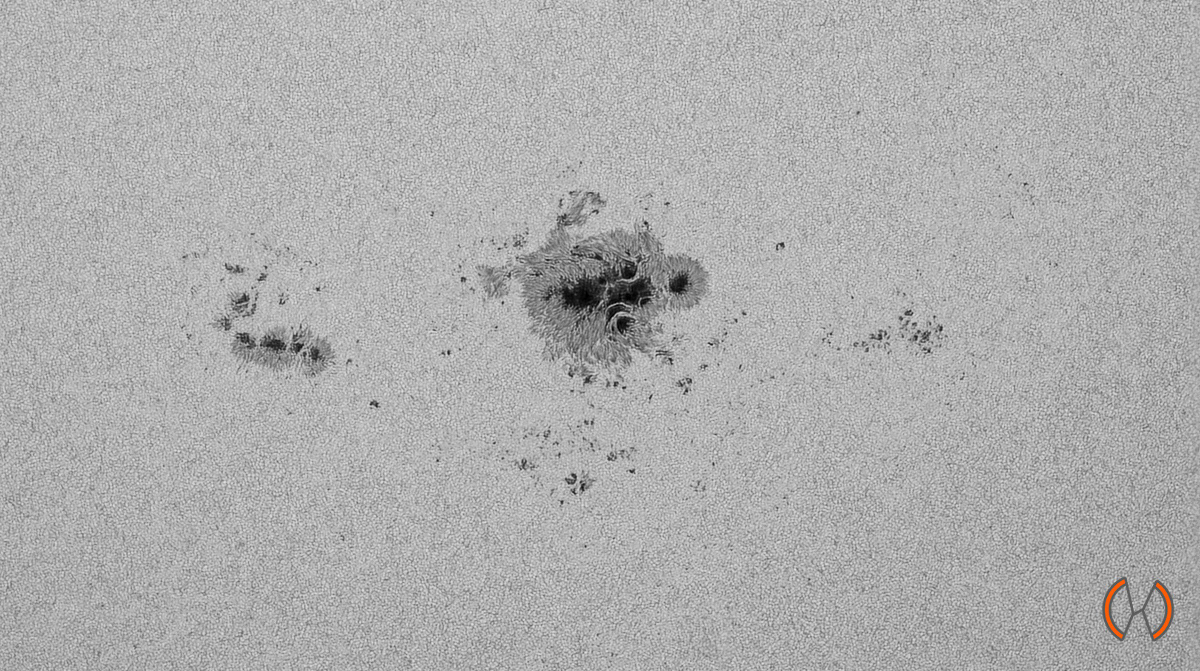 2024 - De Zon in continuüm licht met AR3780