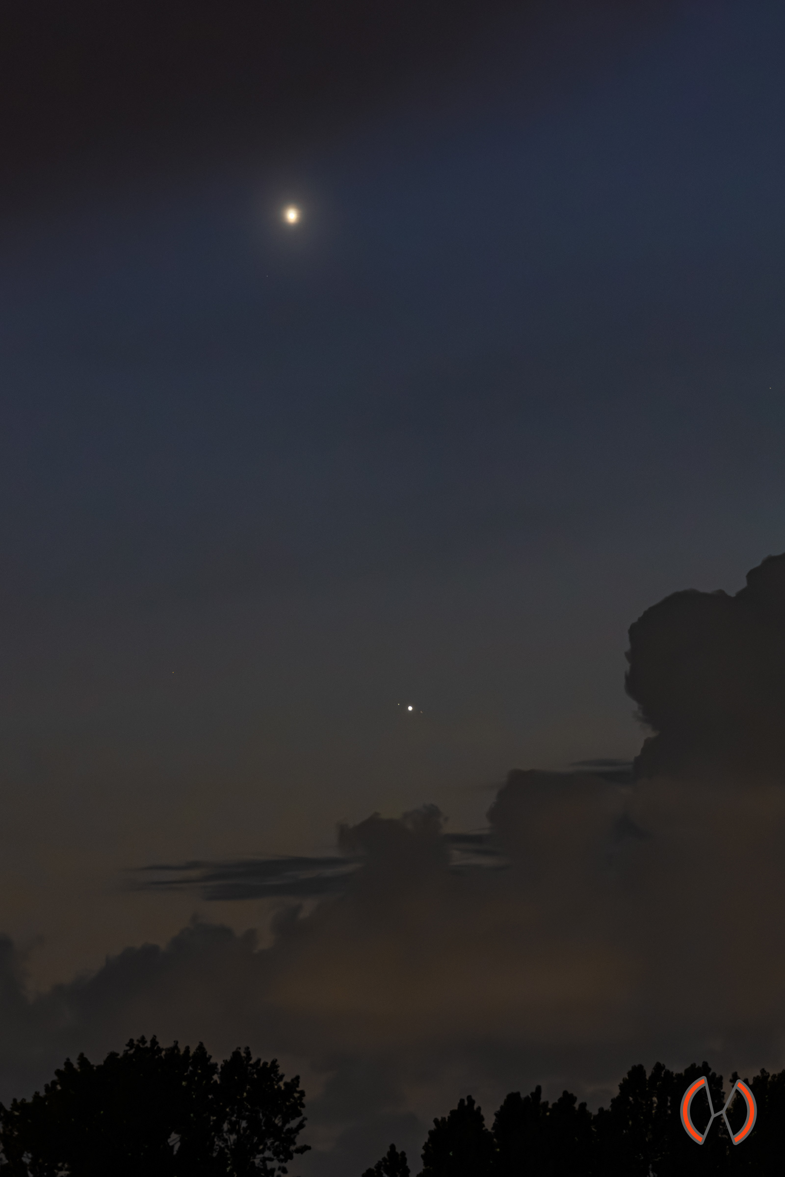 2026 - Jupiter (onder) ontmoet Venus