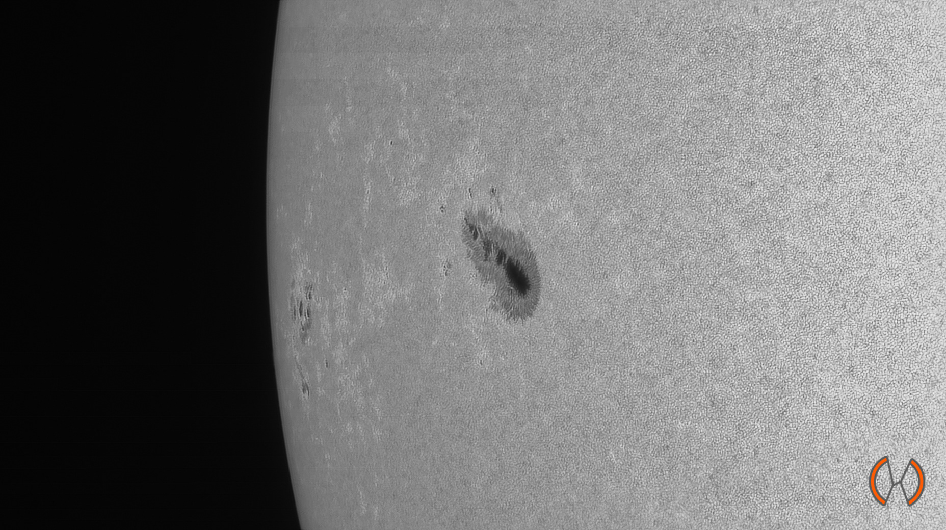 2023 - Zonnevlek AR3310