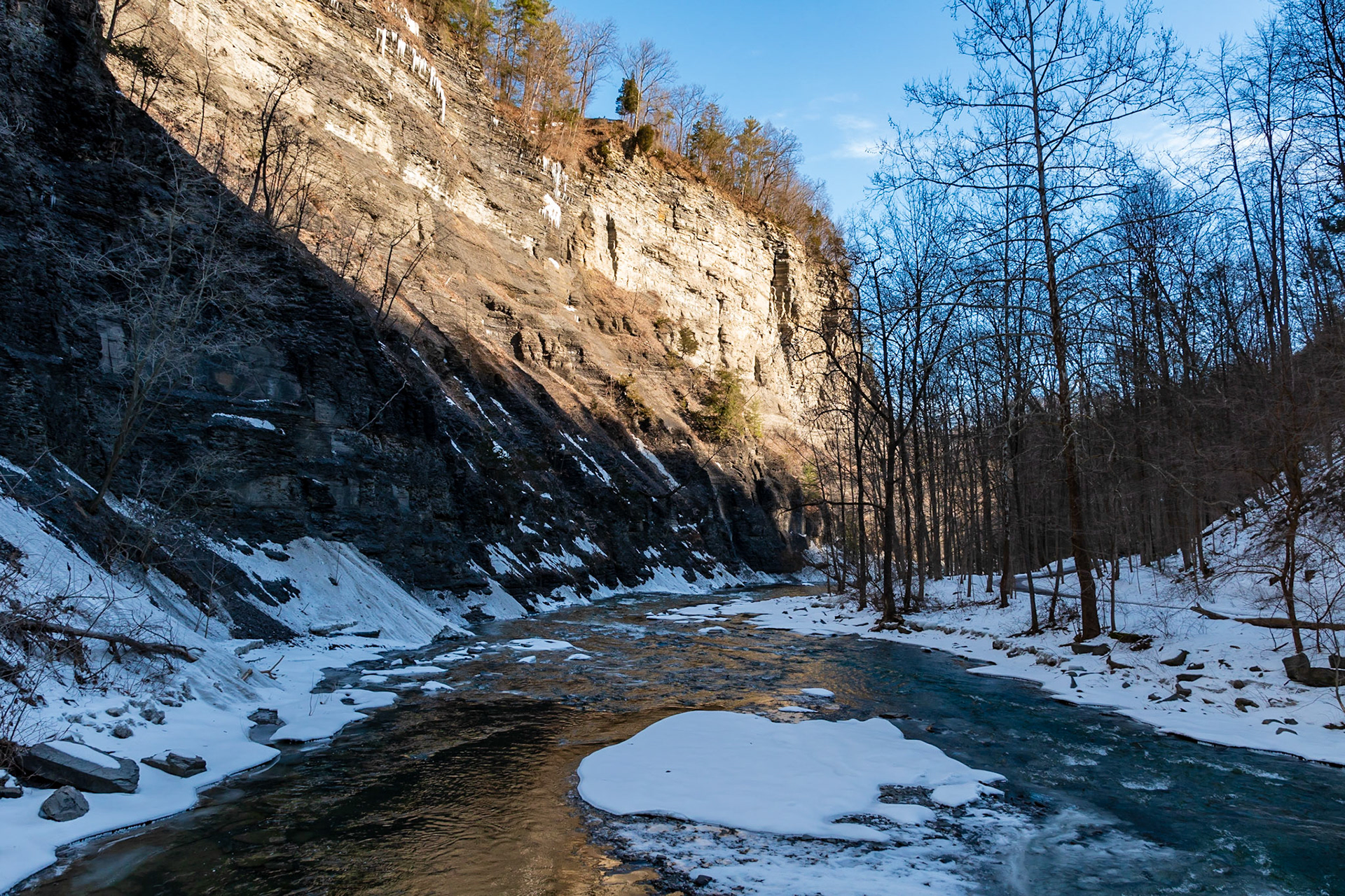 Taughannock Falls State Park in the Winter