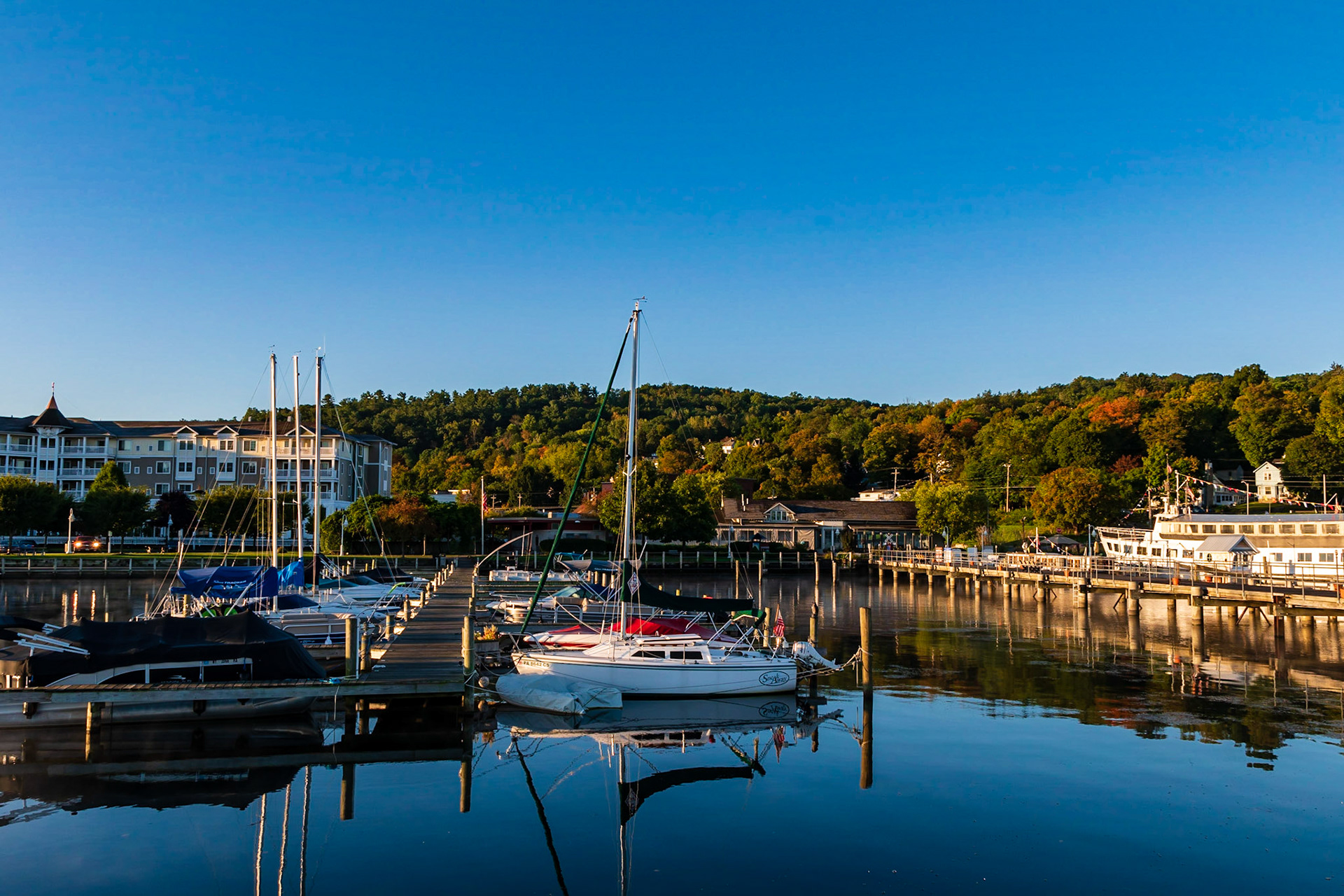 Cold Fall Morning on Seneca Lake
