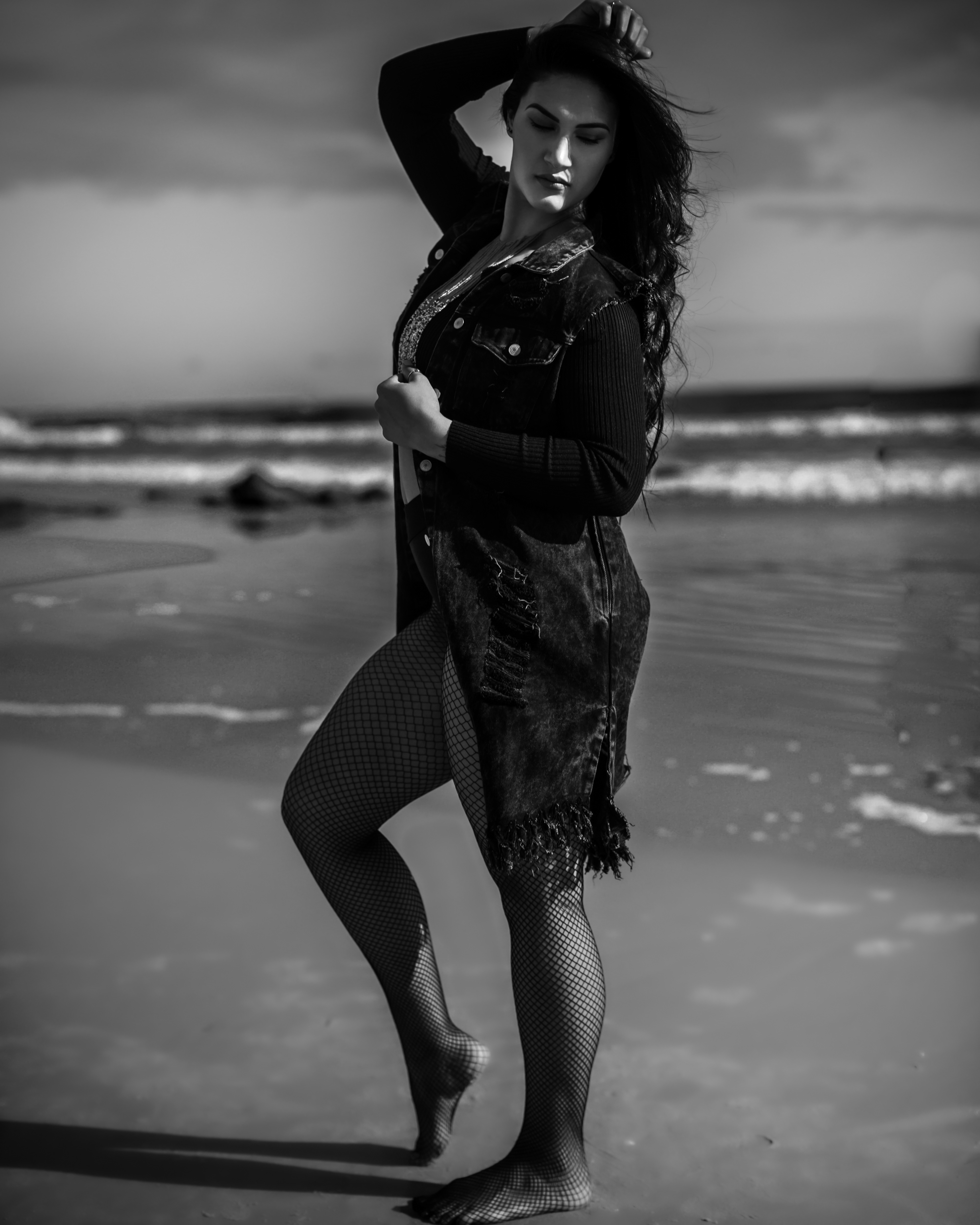Srtadanielle was an absolute pleasure. She is a genuine, kind-hearted person whose positive energy and authenticity shine through in everything she does. Whether she's in front of the camera as a model, motivating others as a fitness coach, or embracing the rewarding journey of motherhood, she does it all with grace and determination. 