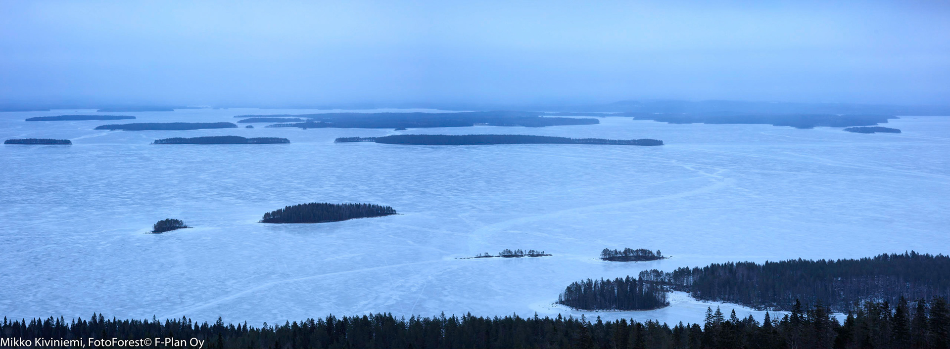 Näkymä Paha-Kolilta Pielisen Purjeselälle, 1205