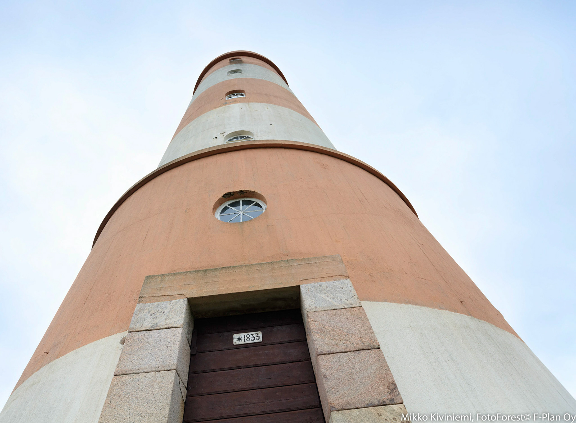 Isokarin majakka, 1165