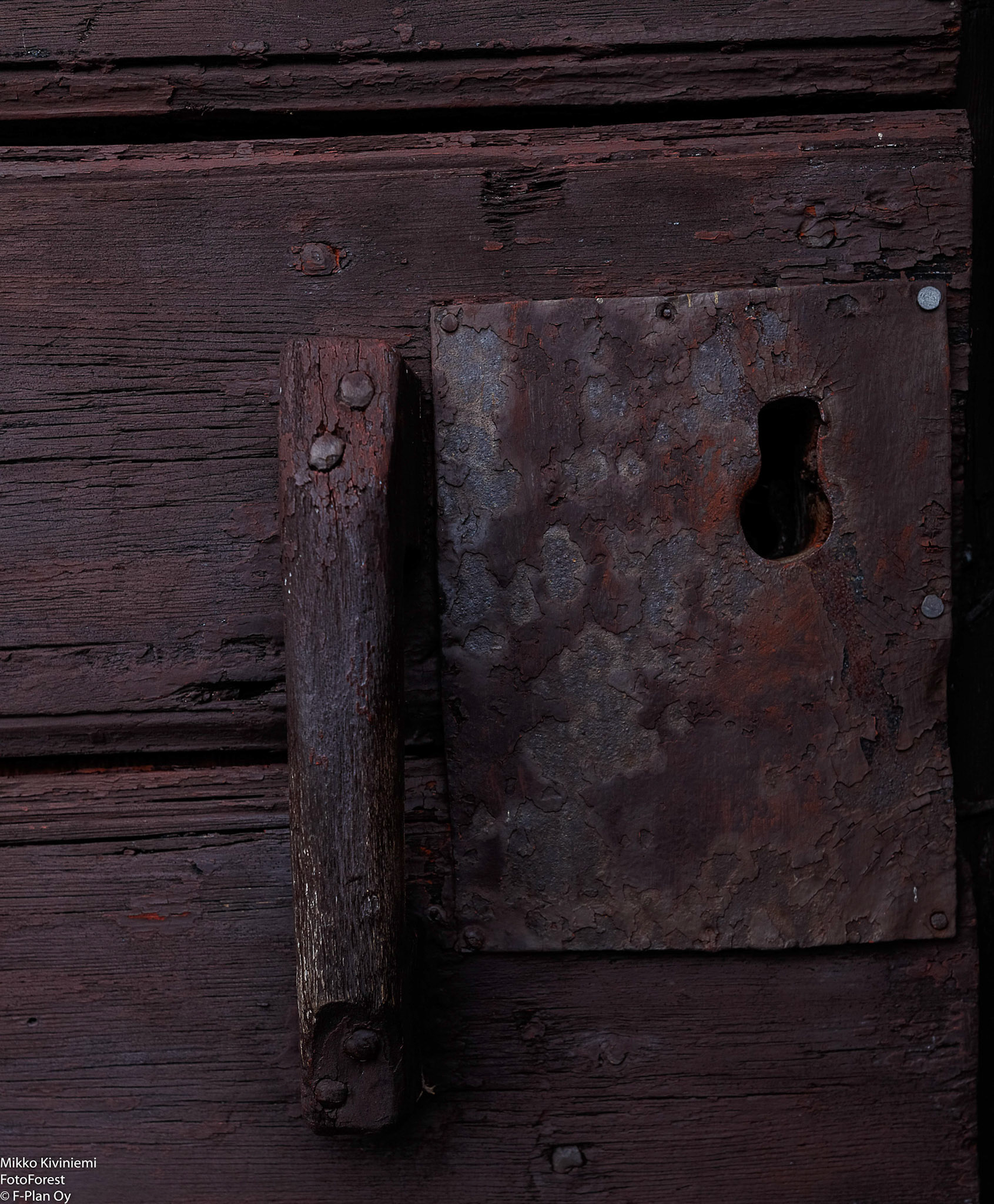 Isokarin majakka, 1166