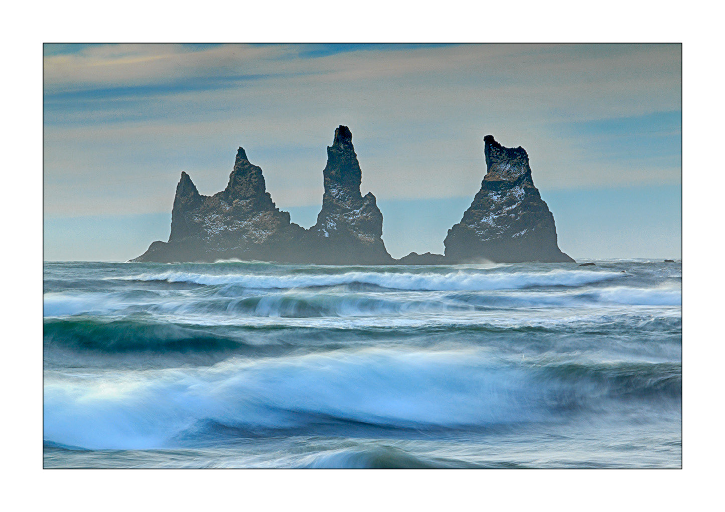 Vik Waves