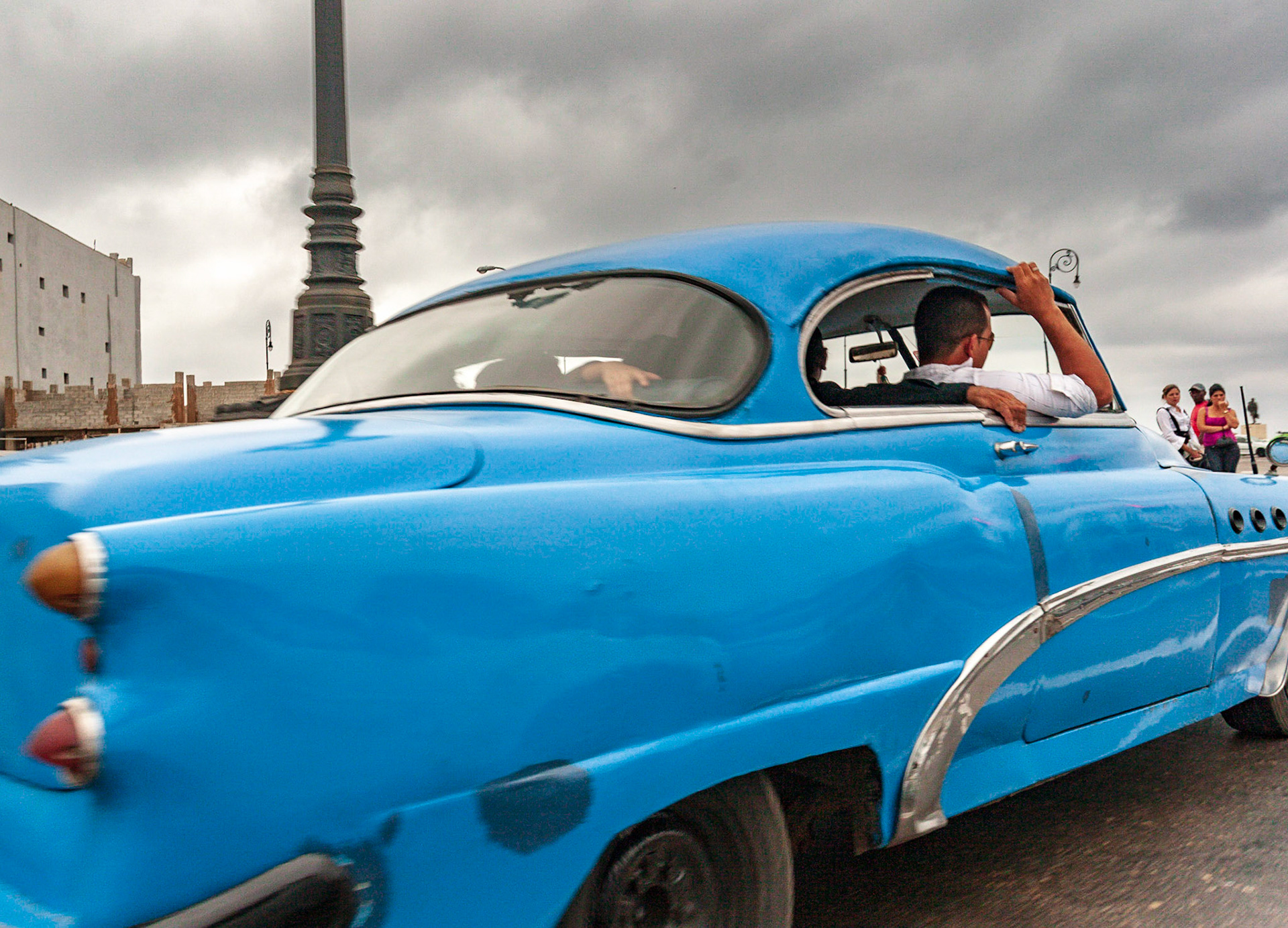 Cruising on a Sunday Afternoon in Havana style