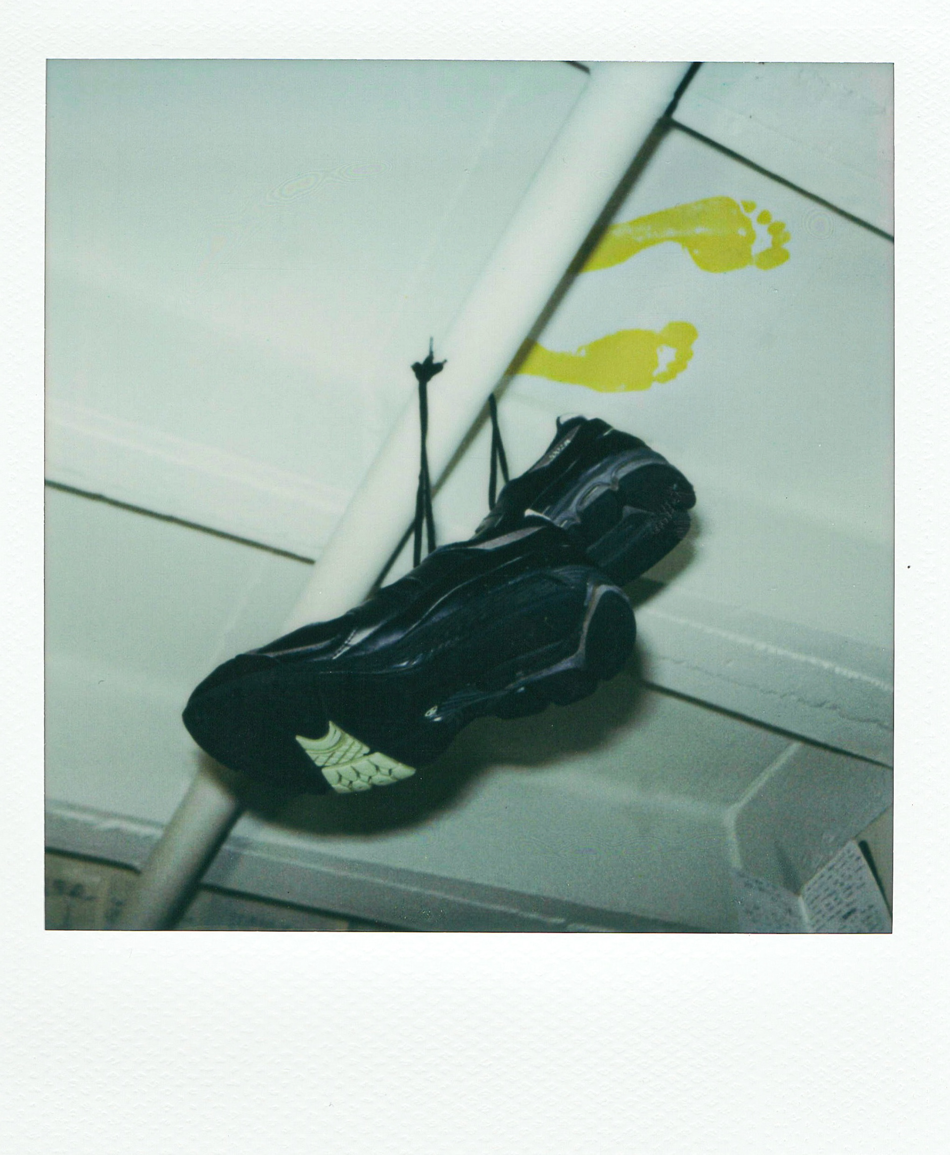 FEET