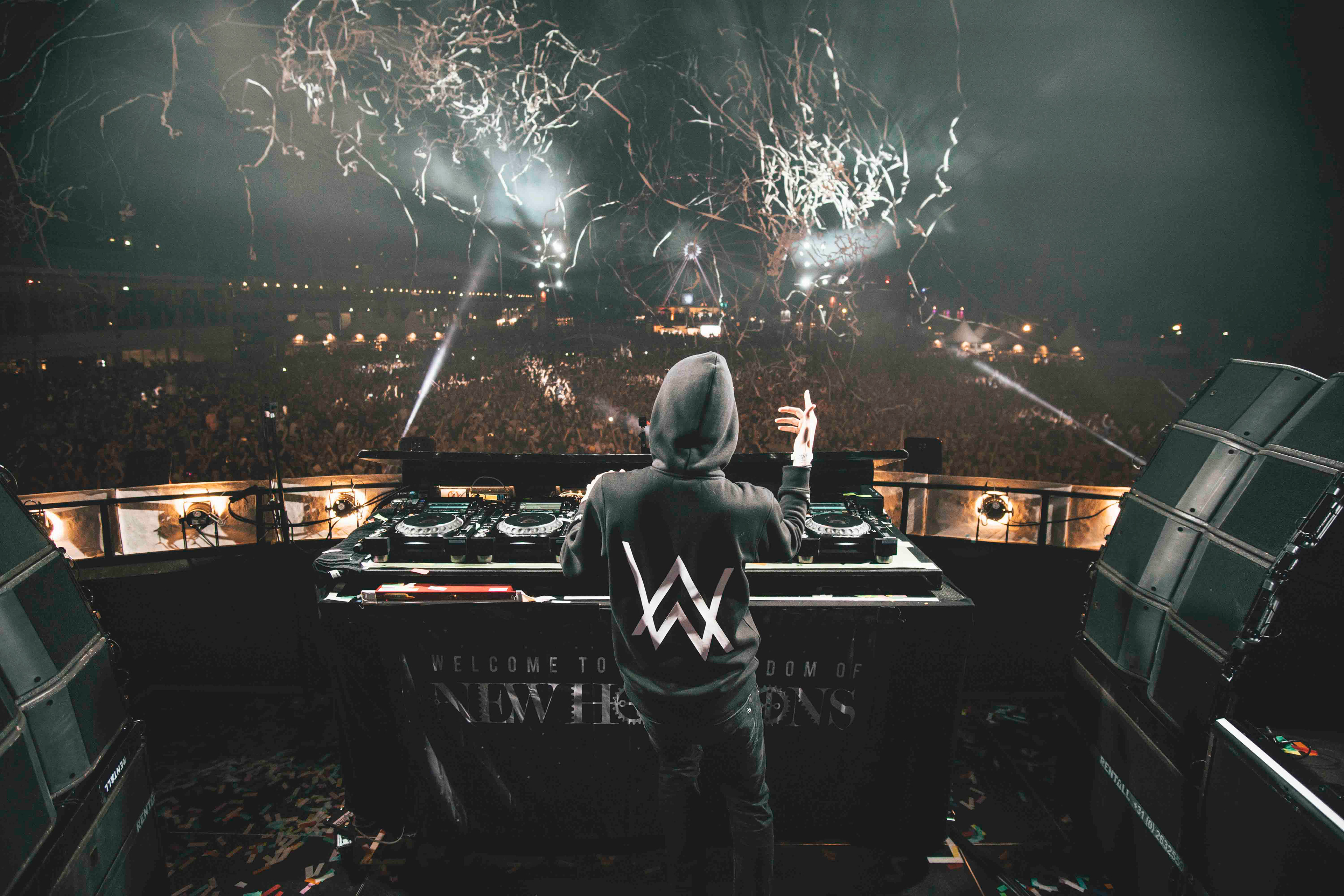 ALAN WALKER. 2017