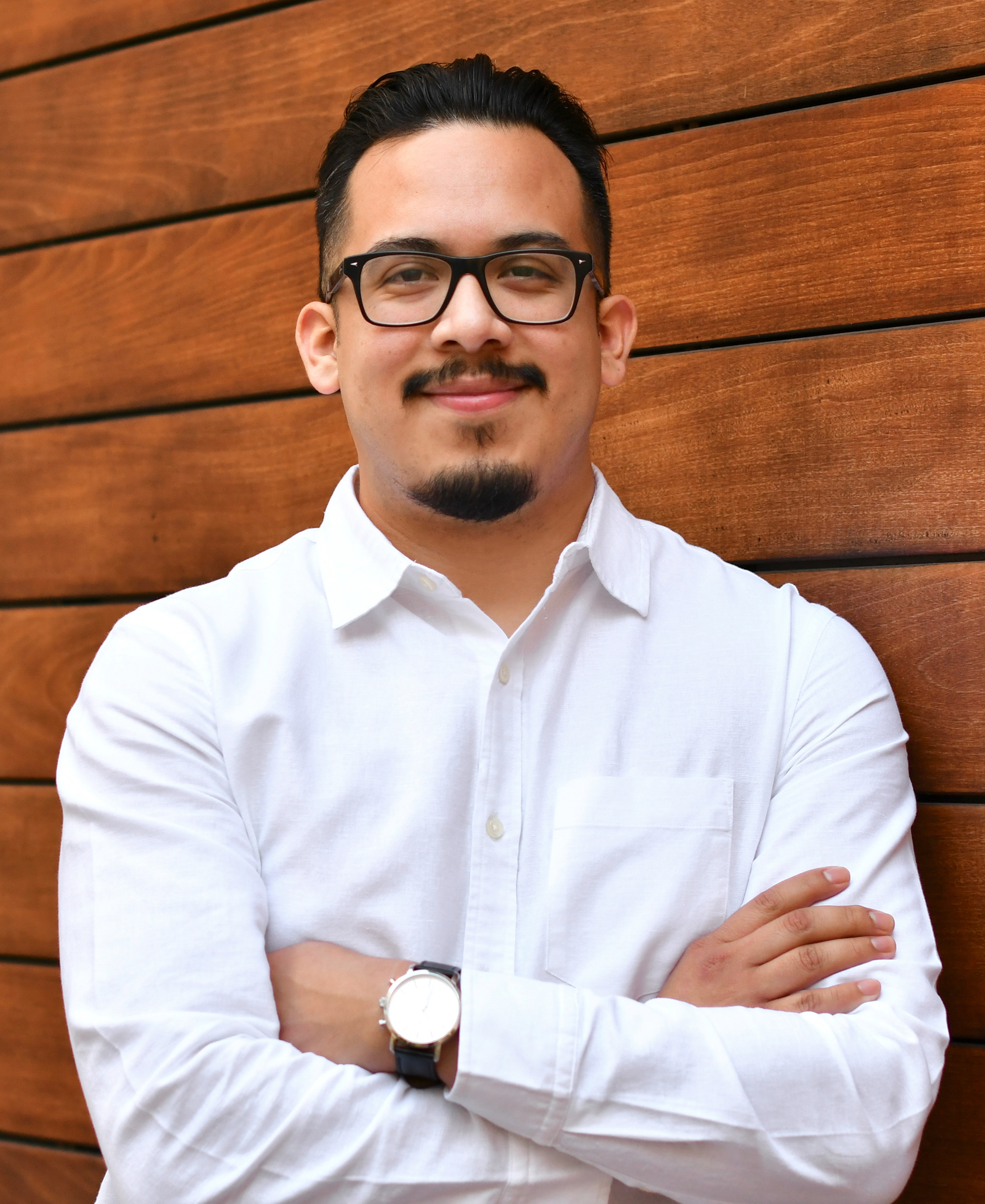 Javier Paredes (Assistant Director) is a passionate freelance videographer and editor specializing in promotional videos for social media content for local businesses in Houston, TX. Past work includes as a sideline videographer for the University of Houston football team. His passion for visual storytelling has led to many great opportunities in video production including currently working for boxing/MMA gyms.