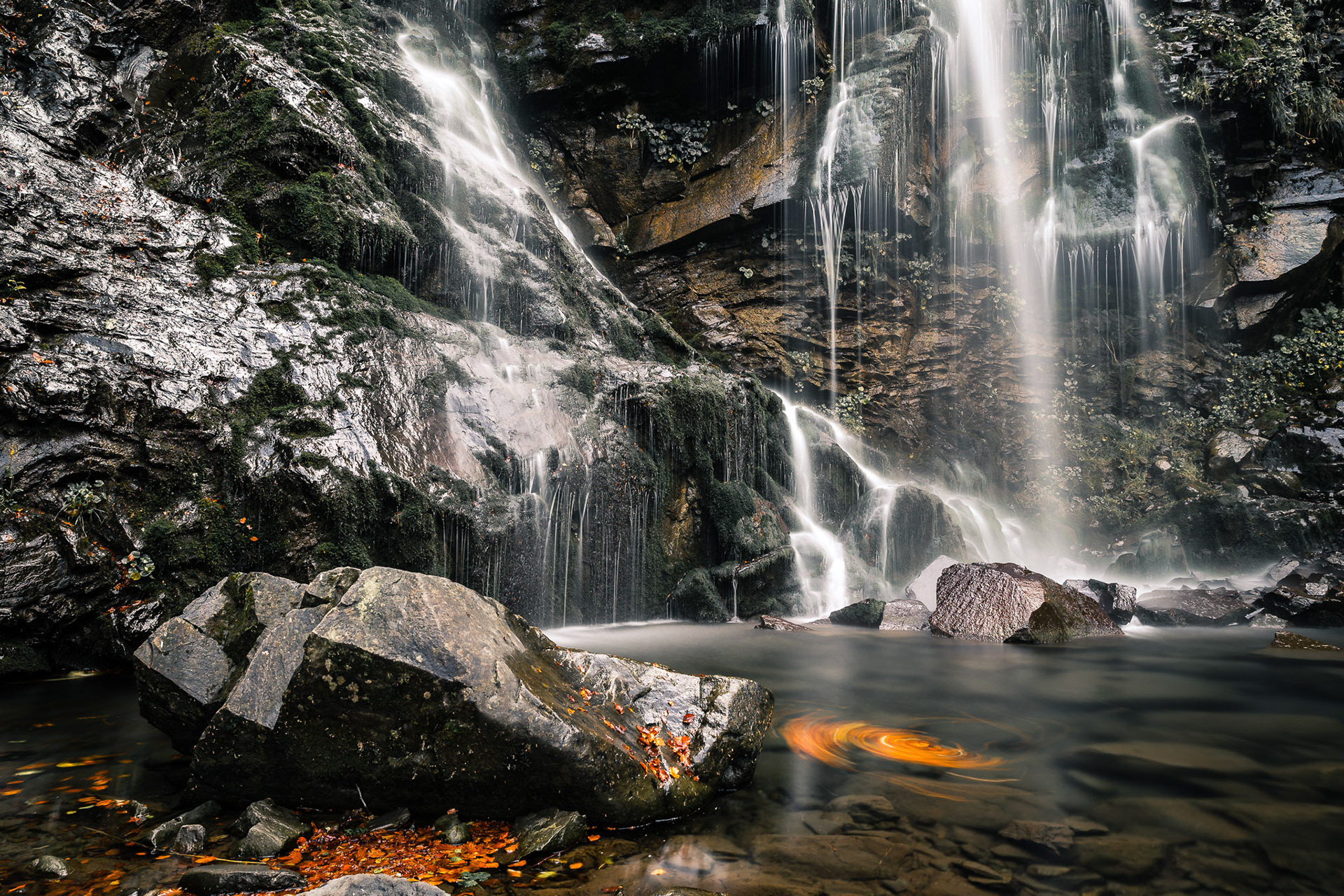 Cascte del Dardagna | Dardagna FallsBologna, Italy.