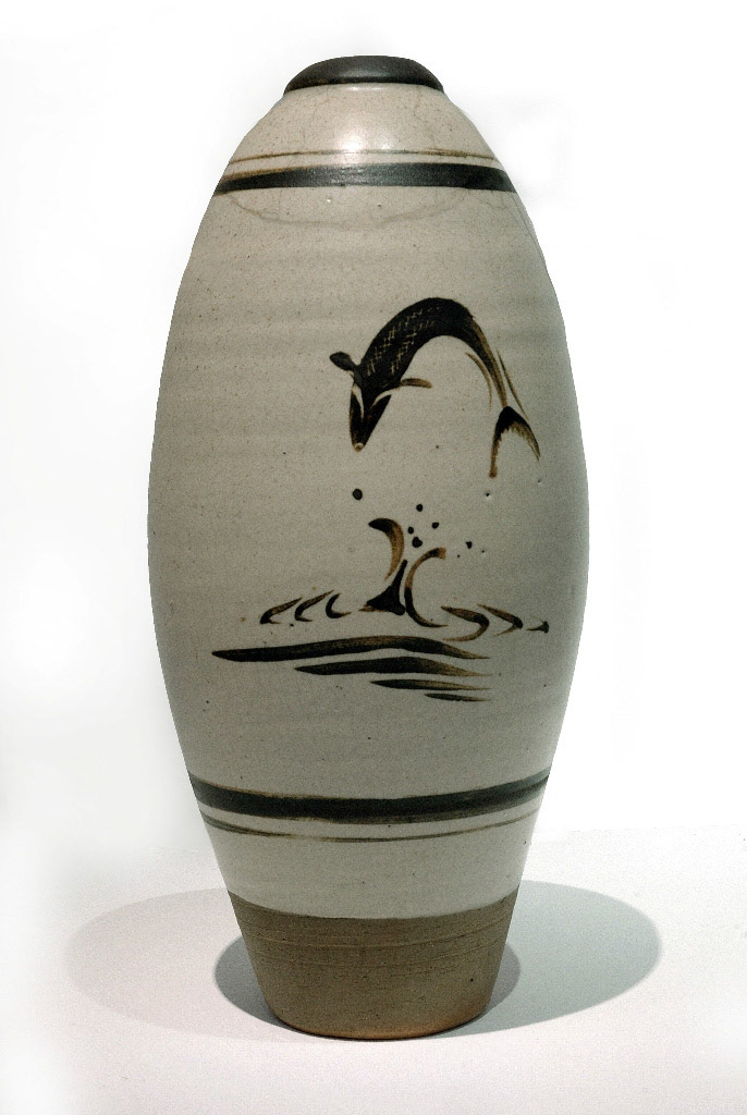 Bernard Leach, Leaping Salmon vase (c.1930) York Art Gallery