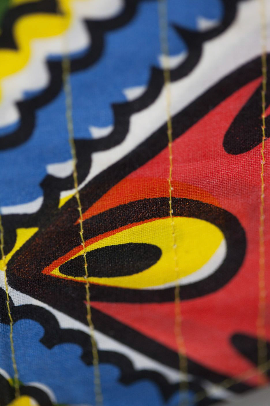 Yinka Shonibare, Nelson's Ship in a Bottle (2010) flame detail