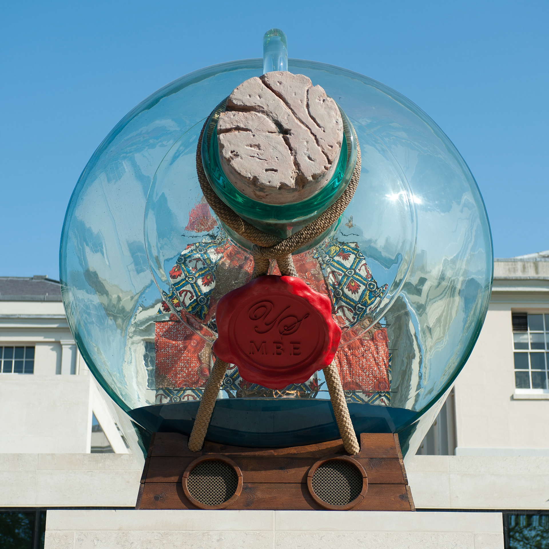 Yinka Shonibare, Nelson's Ship in a Bottle (2010) NMM vents