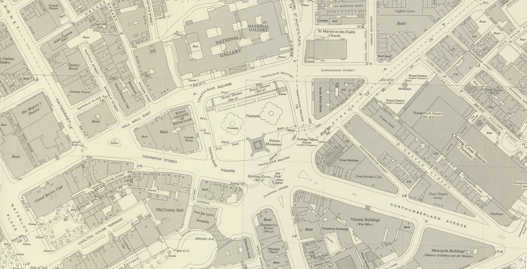 Trafalgar Square (OS map, 1940s)