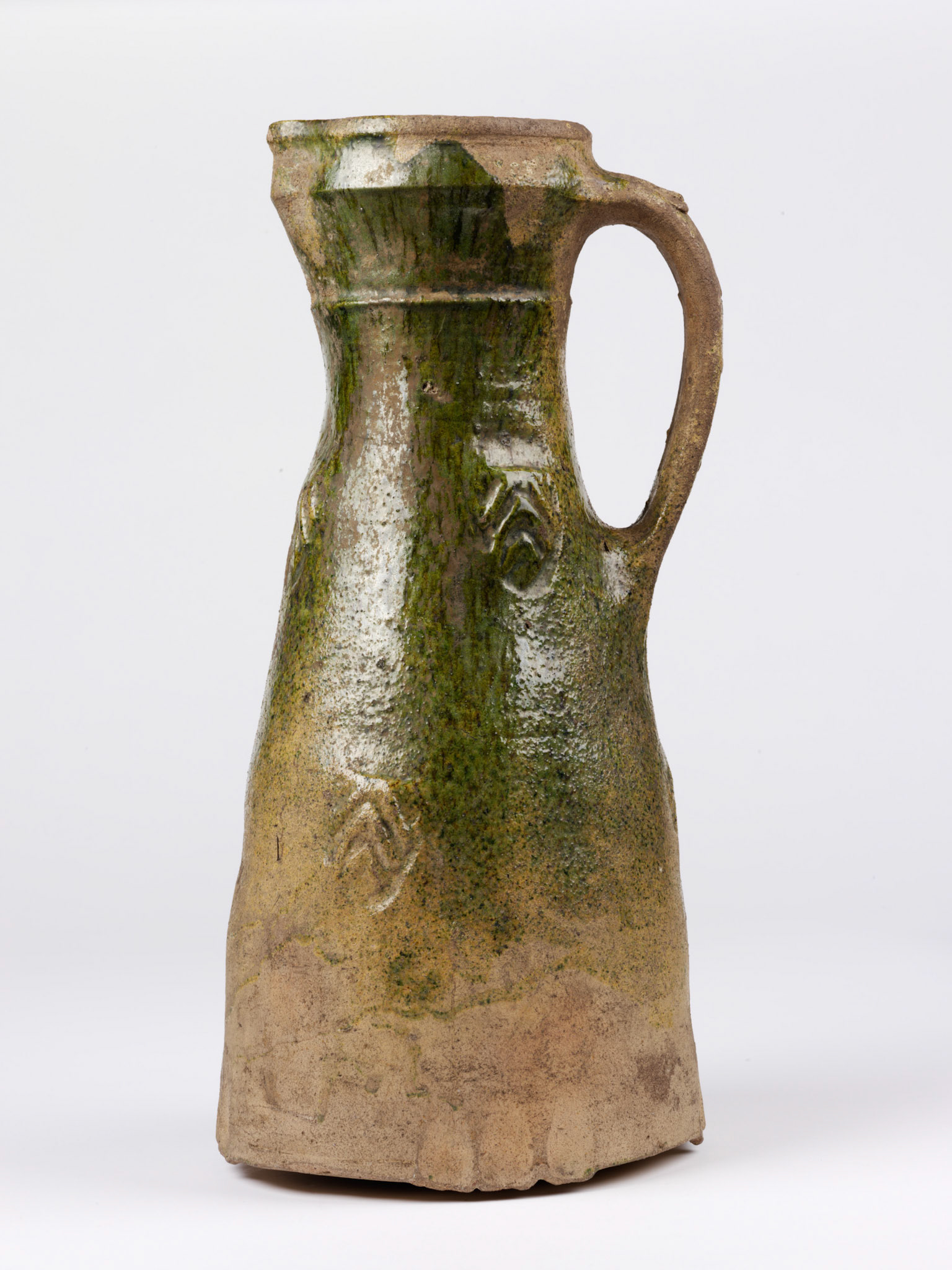 Lead-glazed earthenware jug, probably made in Surrey (1300-1325)