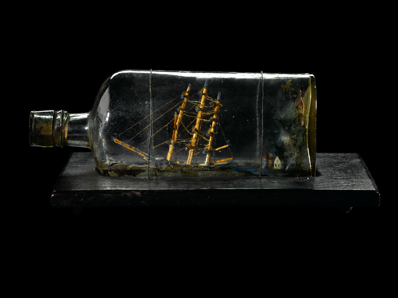 Ship in a bottle (late C19th) NMM AAA0047