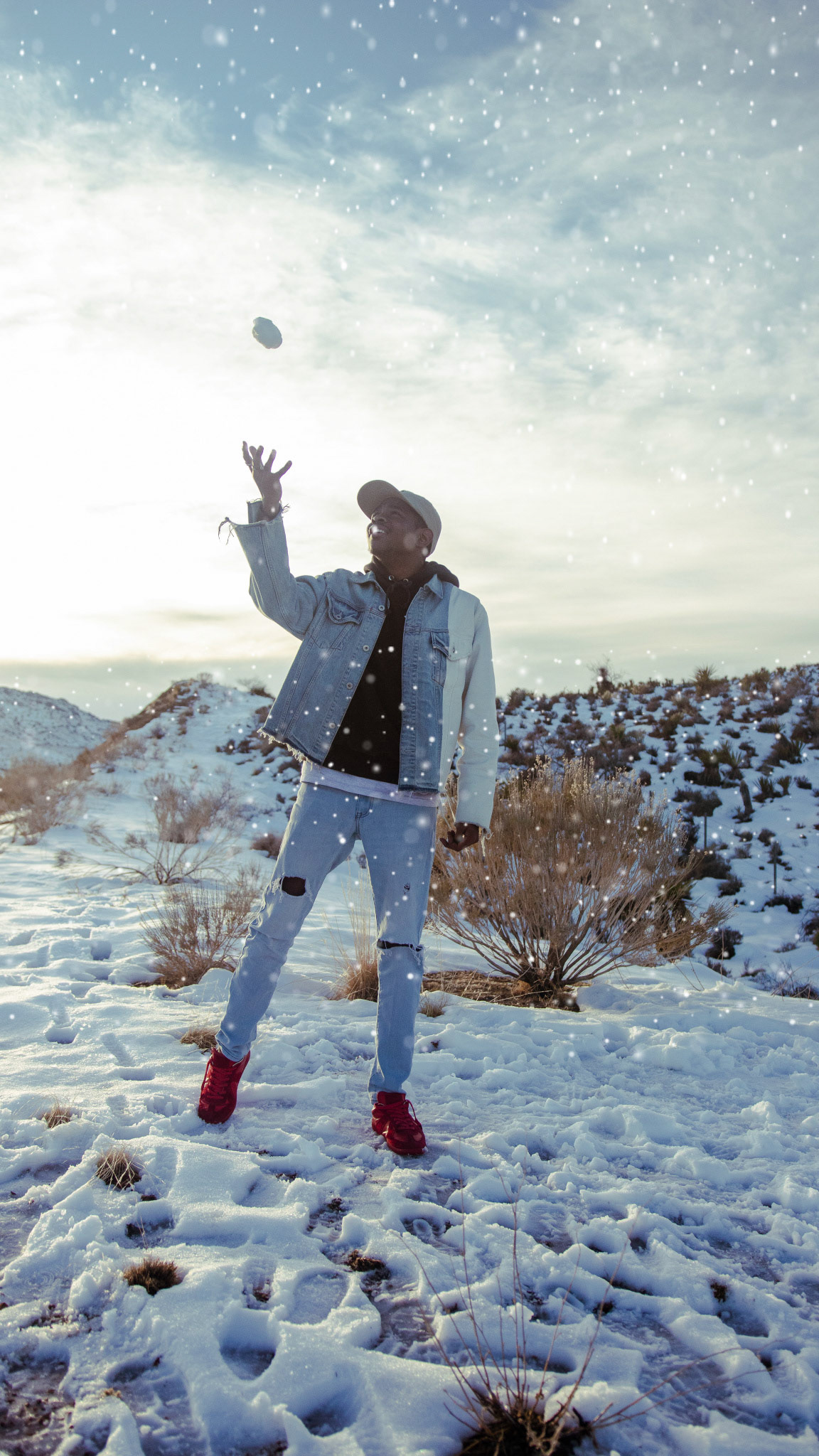 {"source":"editor","effects_tried":0,"photos_added":0,"origin":"gallery","total_effects_actions":0,"remix_data":["add_photo_directory"],"tools_used":{"tilt_shift":0,"resize":0,"adjust":0,"curves":0,"motion":0,"perspective":0,"clone":0,"crop":0,"flip_rotate":0,"selection":0,"enhance":0,"free_crop":0,"shape_crop":0,"stretch":0},"total_draw_actions":0,"total_editor_actions":{"border":0,"frame":0,"mask":0,"text":0,"lensflare":0,"clipart":0,"square_fit":0,"shape_mask":0,"callout":0},"source_sid":"9B08B9A8-A61A-4D86-9F93-C6C1507A3FAE_1577927163566","total_editor_time":0,"total_draw_time":0,"effects_applied":0,"uid":"9B08B9A8-A61A-4D86-9F93-C6C1507A3FAE_1577927163187","total_effects_time":0,"brushes_used":0,"height":4096,"layers_used":0,"width":2304,"subsource":"done_button"}