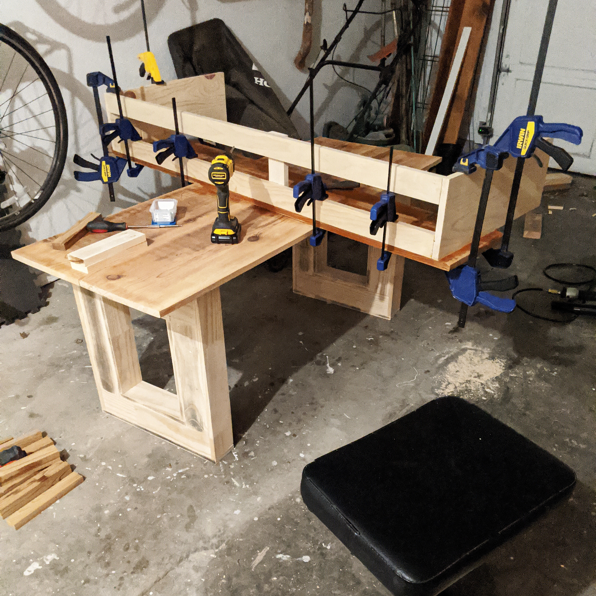 Attaching the side and back walls of the table. Leaving the back open for cables.