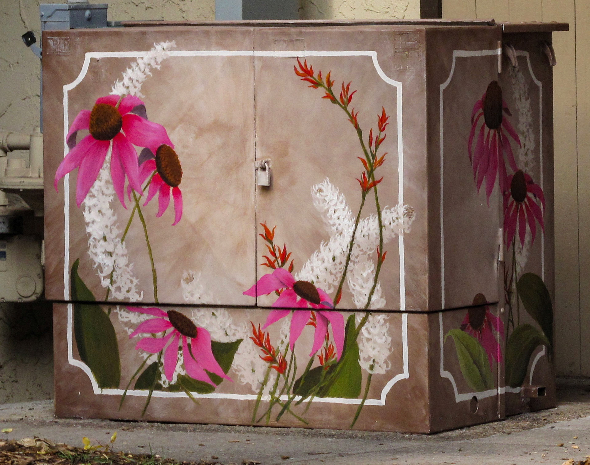 Lionshead Wildflower mural