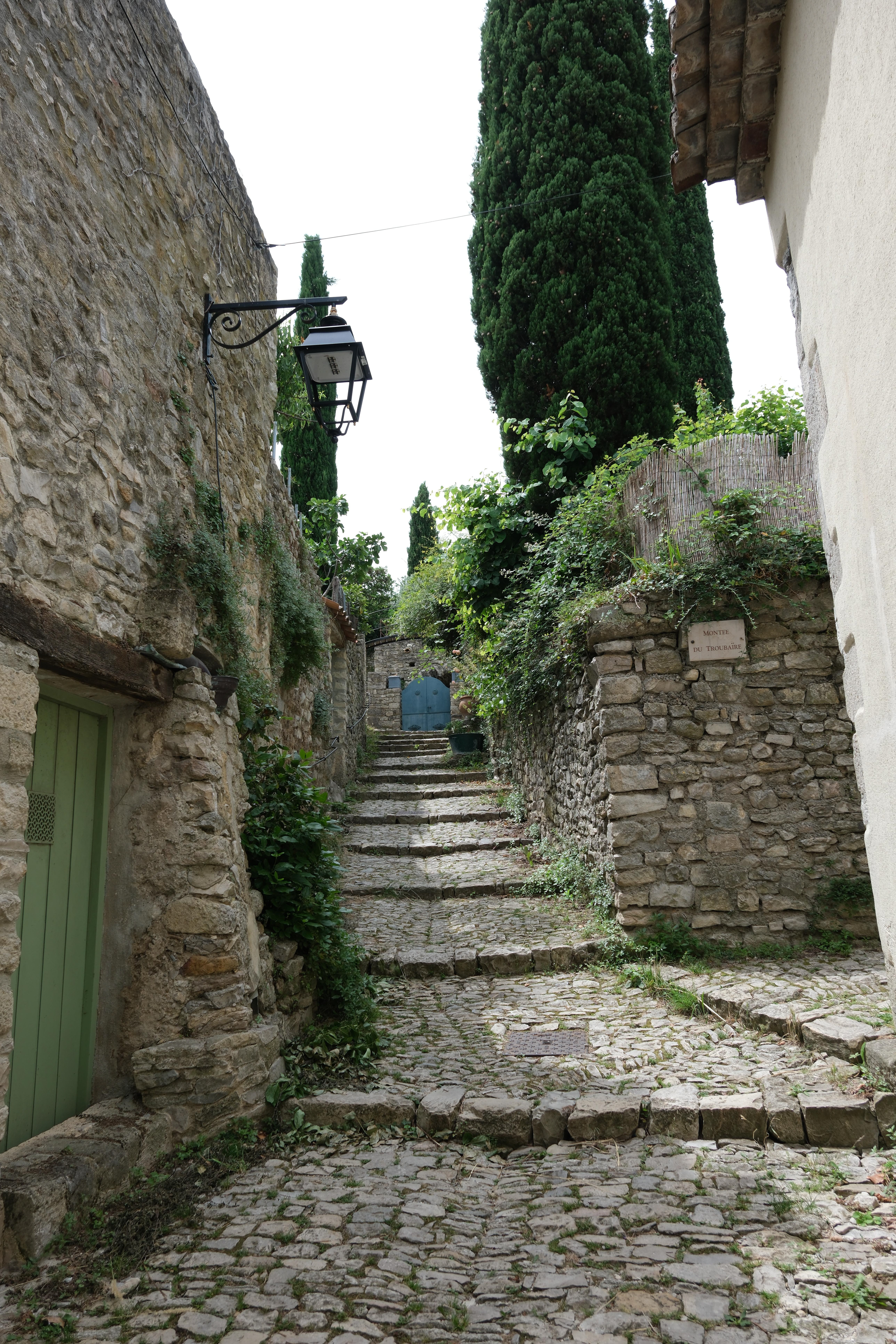 7 - Vaison la Romaine - Ville haute
