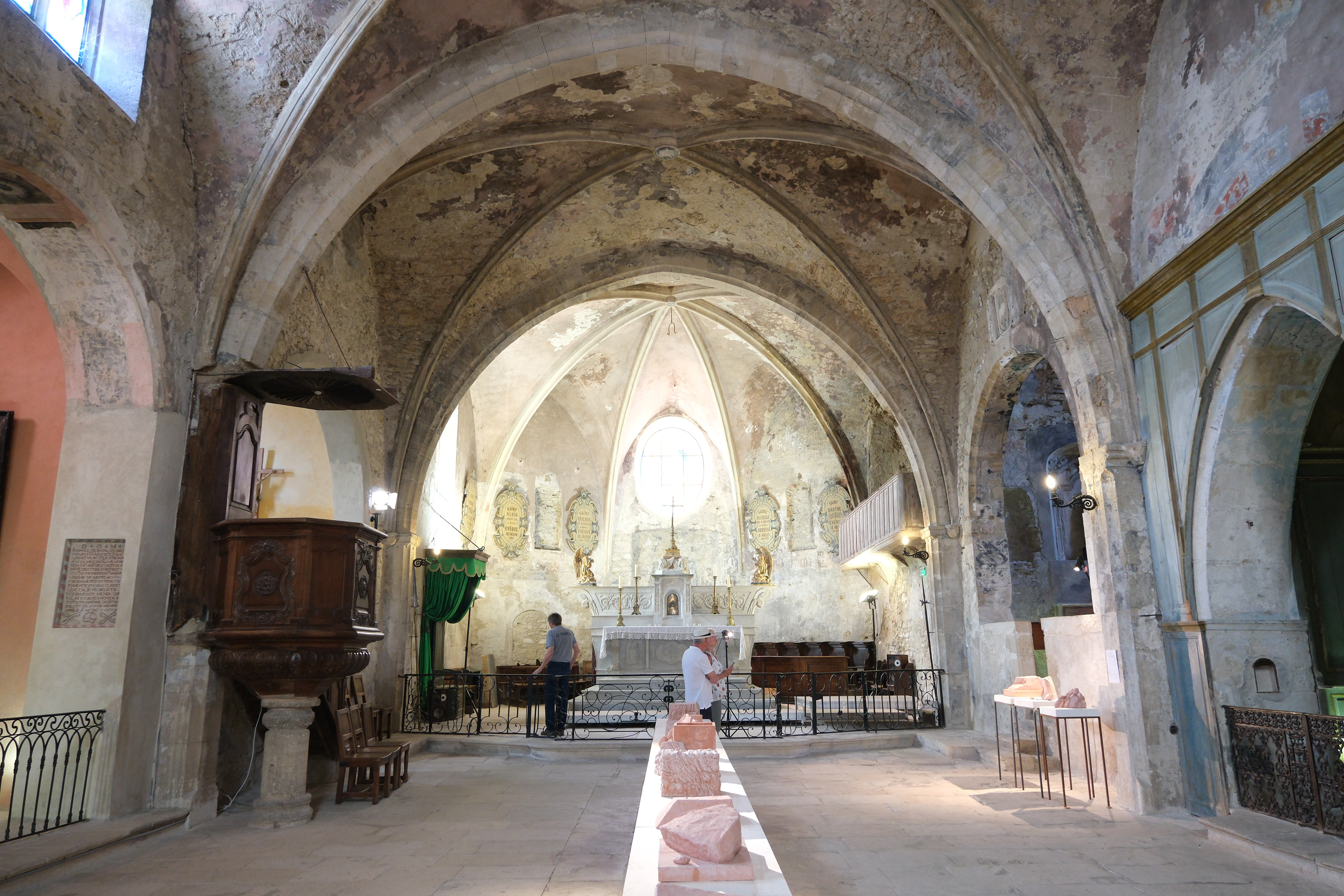 6 - Vaison la Romaine - Eglise Ville haute - Eglise