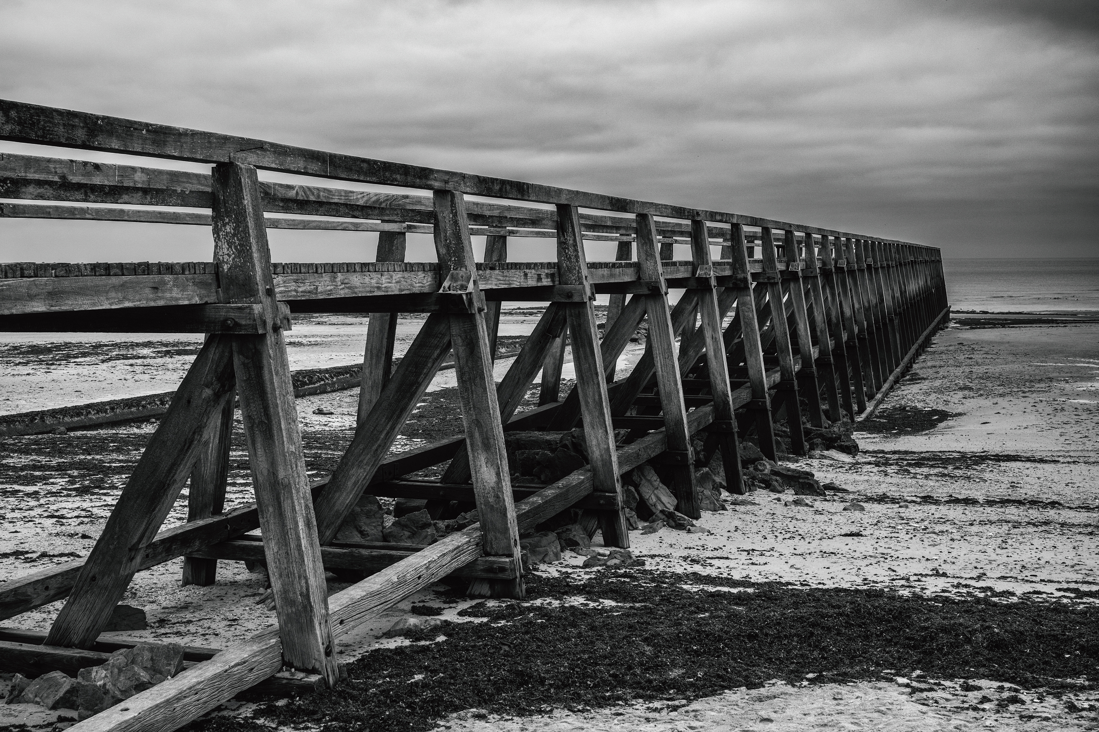 37 - Jetée des pêcheurs à Luc sur mer, 14