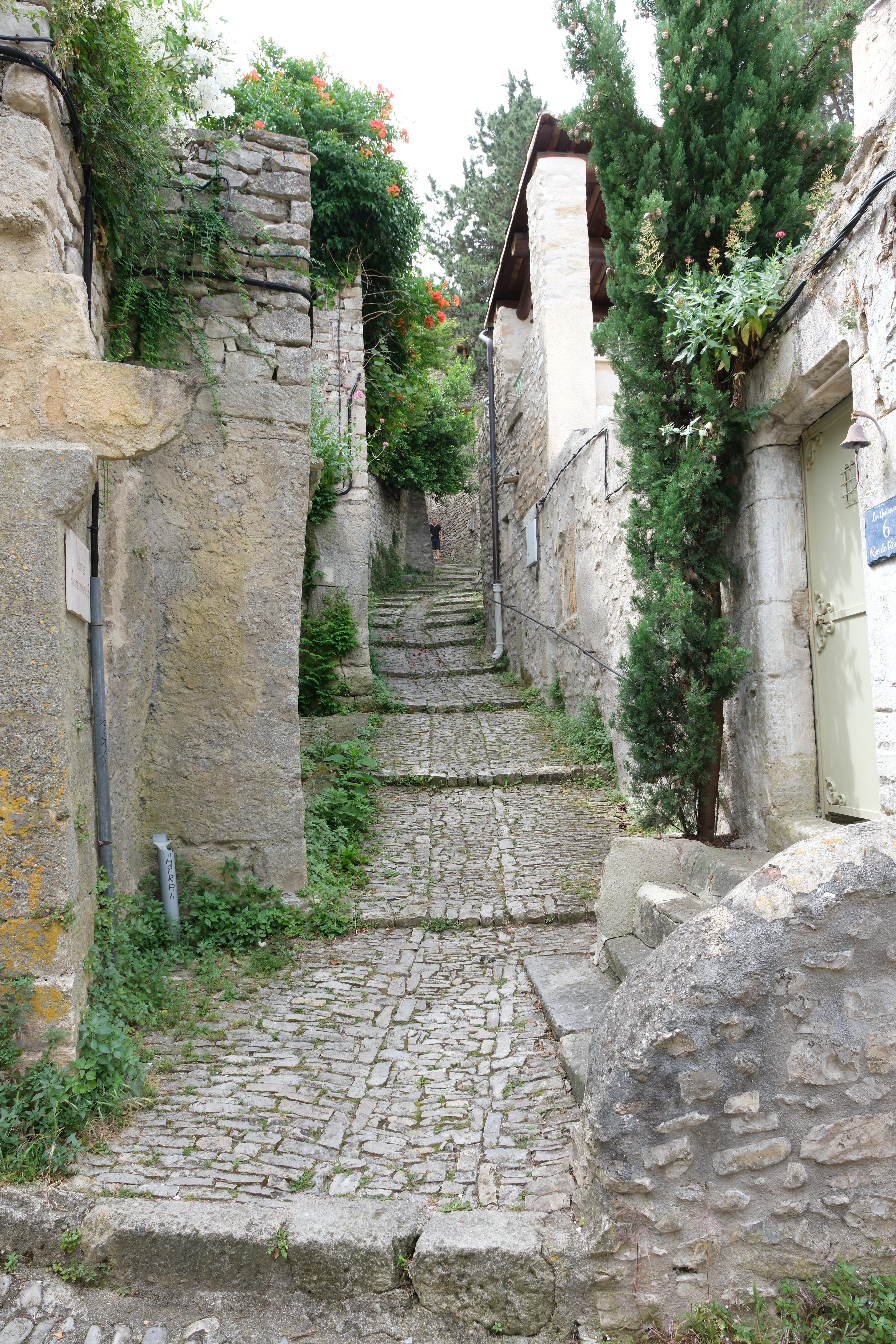 4 - Vaison la Romaine - Ville haute