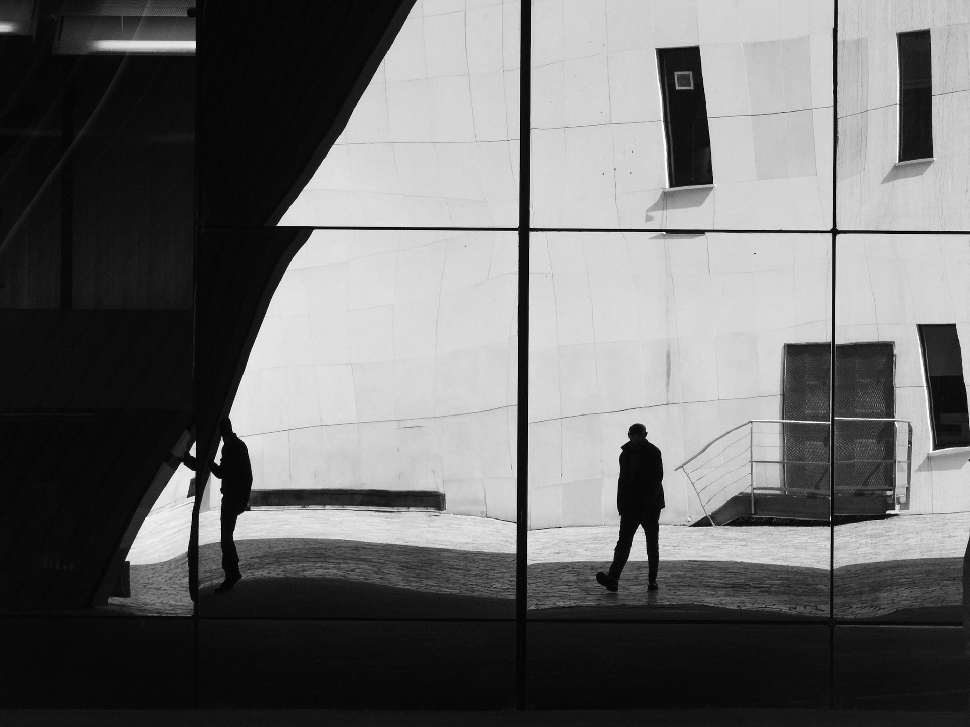 vue en miroir de la Cité de la musique
