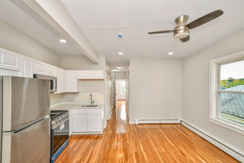 $2,500 a month with one month deposit Contact : Mayra Figueroa  Phone. 617-302-7183  Email: mayra@jjcompanies.com Brand New, Just Renovated 2 Bedroom Unit! Just renovated 2 bedroom unit in Quincy! This unit features gleaming hardwood floors through out, kitchen with granite counter top and brand new stainless steel appliances. Even includes a parking spot with your unit! Come see today!