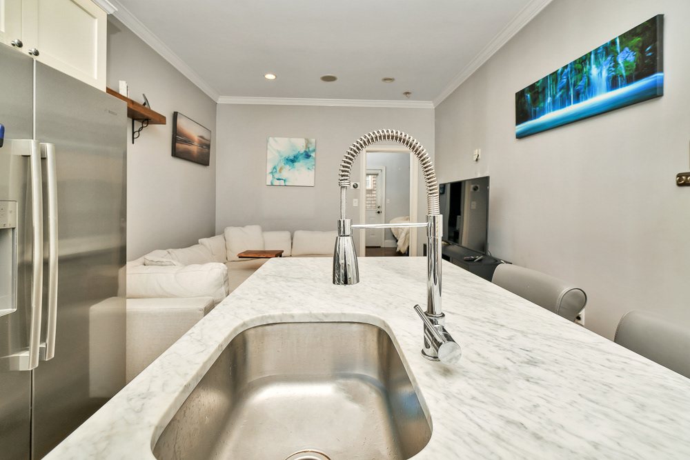 Details $2,700 deposit, Available Now NO BROKER FEE to the tenant! Prime opportunity to rent a 1 bedroom in an amazing location in Southie with a private deck AND patio! This 1 bedroom unit in fantastic condition offers an open concept feel with the kitchen that features a large island, marble countertops, and stainless steel appliances (including dishwasher) and blends with the generous-living room with plenty of room to entertain! The bedroom is very large and offers in-unit laundry, a large closet, and an updated bathroom with a tiled shower. The unit features gleaming hardwood floors throughout as well as central air. Enjoy everything that South Boston has to offer in this prime location just steps to Lincoln, Loco, Capo, public transportation, and everything else on Broadway! No dogs, cats negotiable. Unit can be rented furnished (except for the desk) if desired. Ready for a 10/1 move-in. 309250 361 * Prices and availability subject to change without notice. * Square footage definitions vary. Displayed square footage is approximate.