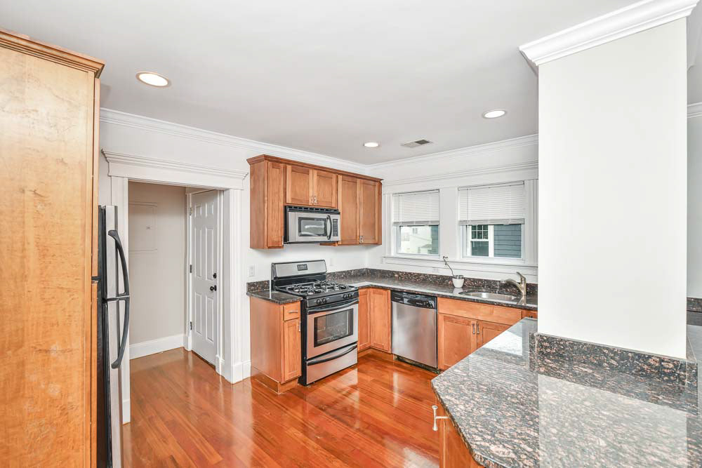 $2,800 a Month Anthony Brewster 617-930-1995 Beautiful 2 bedroom apartment in Adams Village neighborhood. Features living and dining room with cherry hardwood floors and central air conditioning. Each unit features washer and dryer within unit, Stainless steal, appliances. Off-street parking or decide to commute with easy access to public transportation and easy highway access Close to local favorites such as Greenhills Irish Bakery, Lucy's, Toohing Playground, Dog Park, Pope John Paul Park, Boston Sports Club Gym