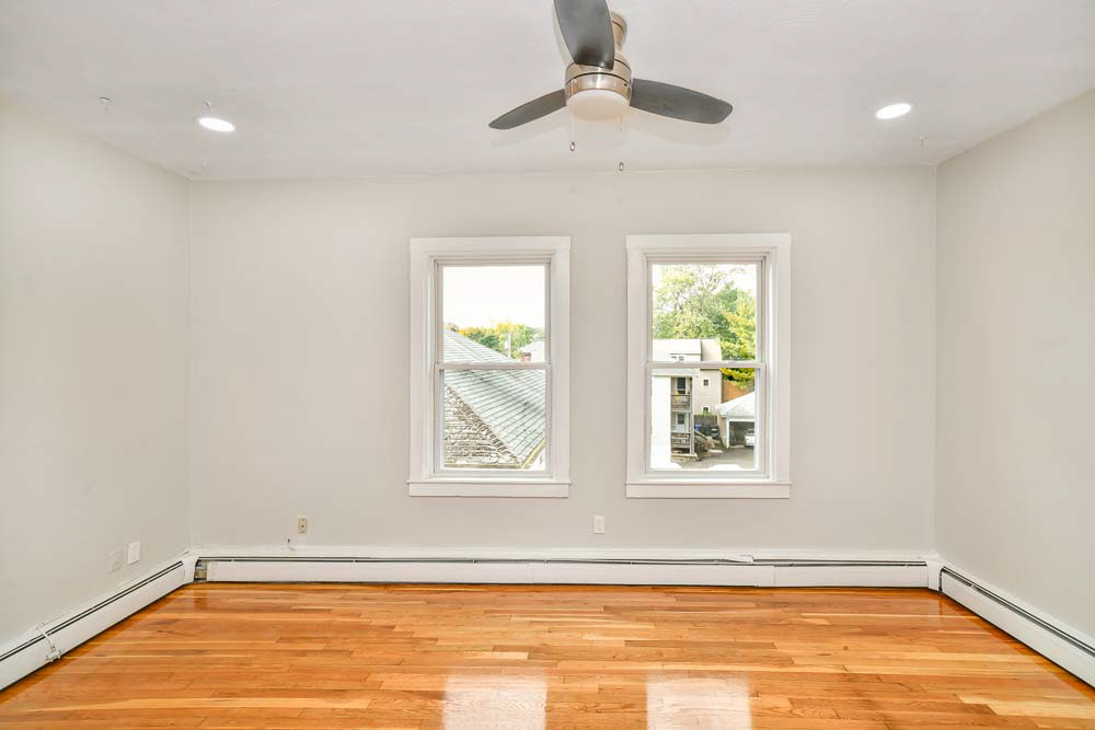 $2,500 a month with one month deposit Contact : Mayra Figueroa Phone. 617-302-7183 Email: mayra@jjcompanies.com Brand New, Just Renovated 2 Bedroom Unit! Just renovated 2 bedroom unit in Quincy! This unit features gleaming hardwood floors through out, kitchen with granite counter top and brand new stainless steel appliances. Even includes a parking spot with your unit! Come see today!