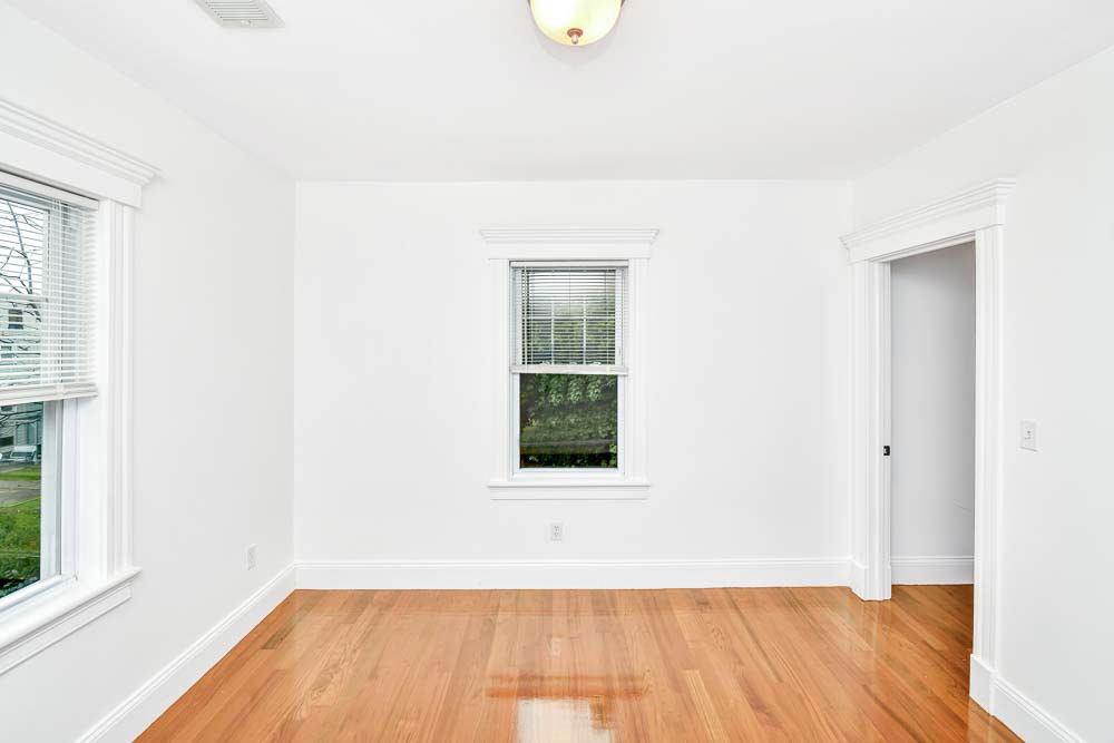 $2,800 a Month Anthony Brewster 617-930-1995​​​​​​​ Beautiful 2 bedroom apartment in Adams Village neighborhood. Features living and dining room with cherry hardwood floors and central air conditioning. Each unit features washer and dryer within unit, Stainless steal, appliances. Off-street parking or decide to commute with easy access to public transportation and easy highway access Close to local favorites such as Greenhills Irish Bakery, Lucy's, Toohing Playground, Dog Park, Pope John Paul Park, Boston Sports Club Gym